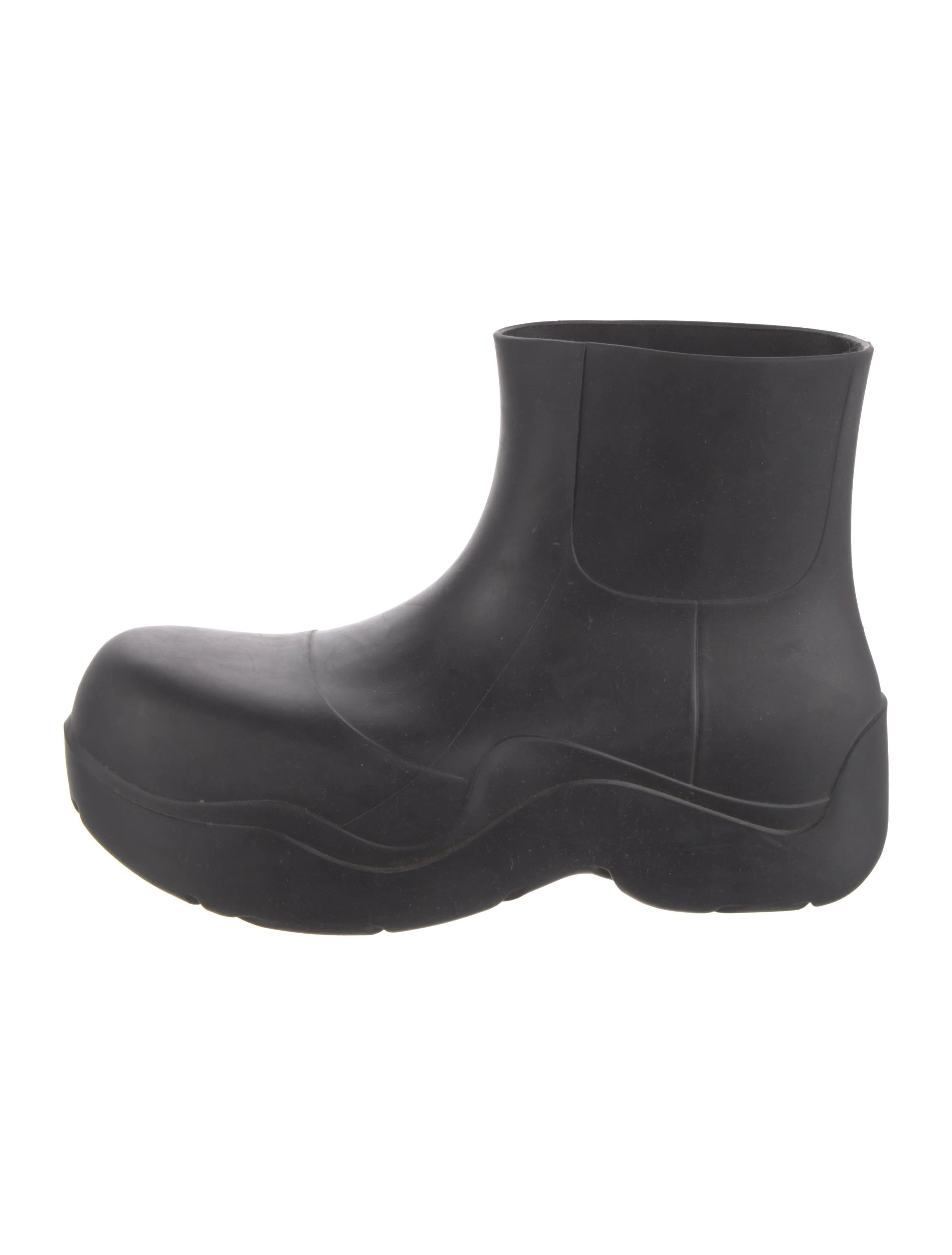 Rubber Rain Boots | The RealReal