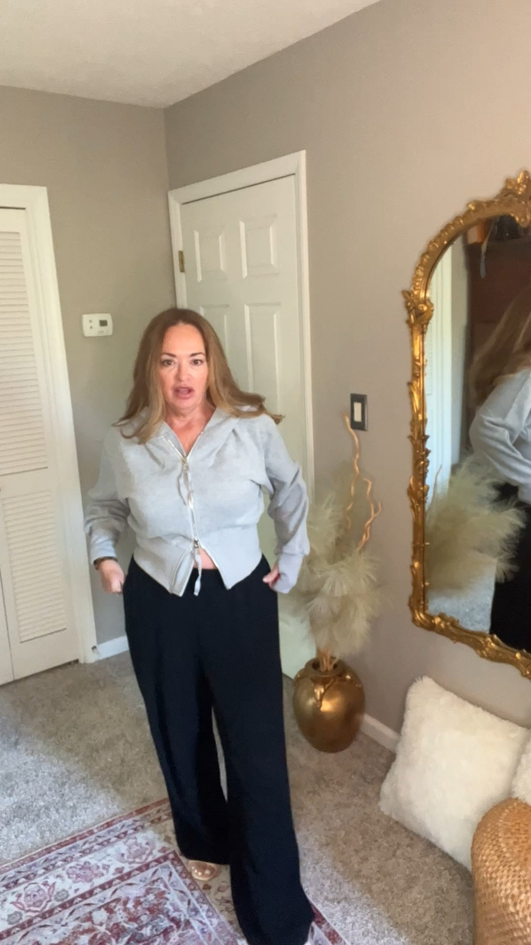 A fabulous cropped quality weight hoodie featuring a double zipper. Waist defining and perfect for athliesure wear or chilly spring/summer evenings. Boat rides approved.,

#LTKActive #LTKfitnessgoals #LTKTravel