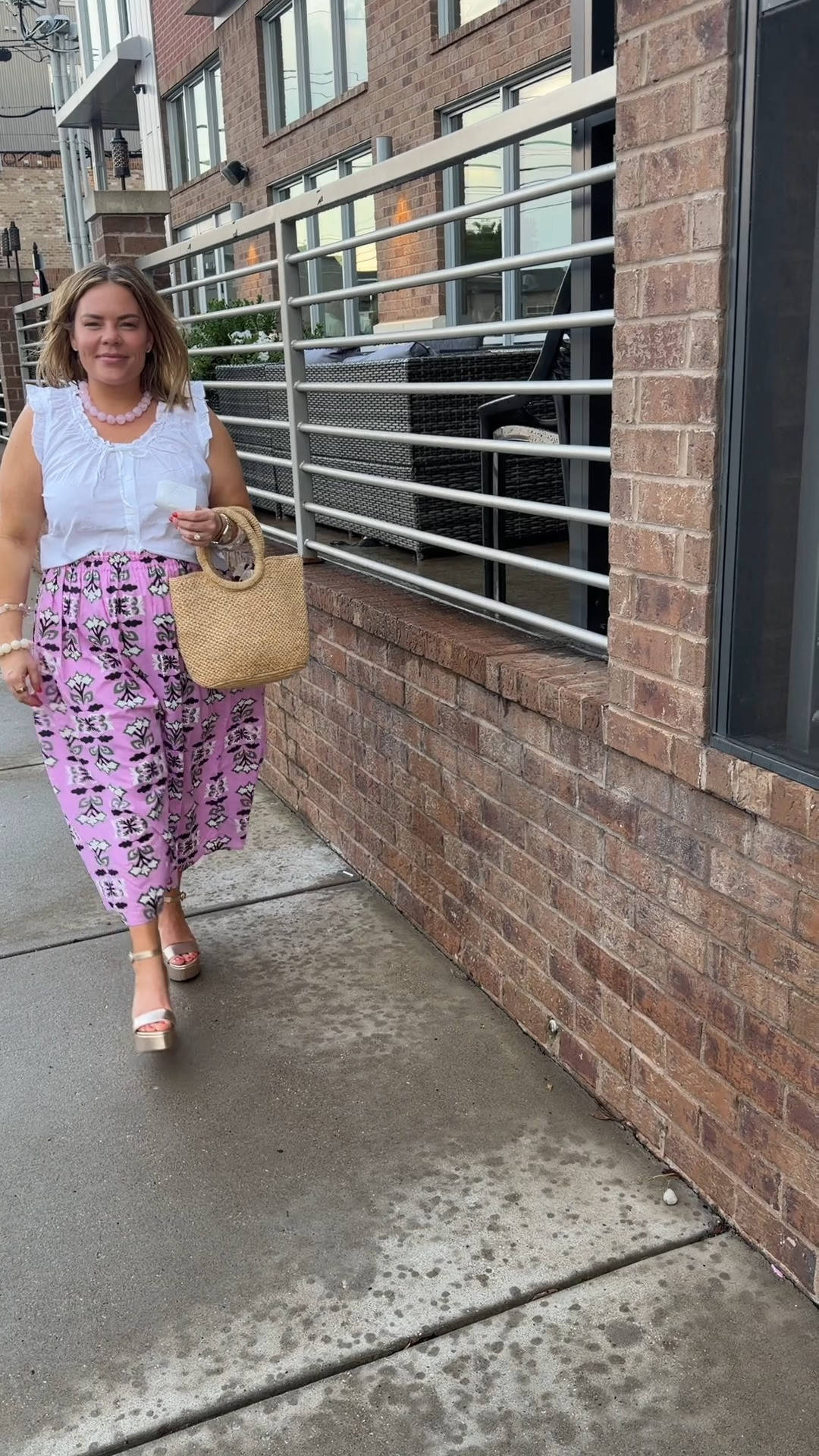 The SWEETEST outfit!  

 #LTKgrwm #LTKootd #LTKmomlife