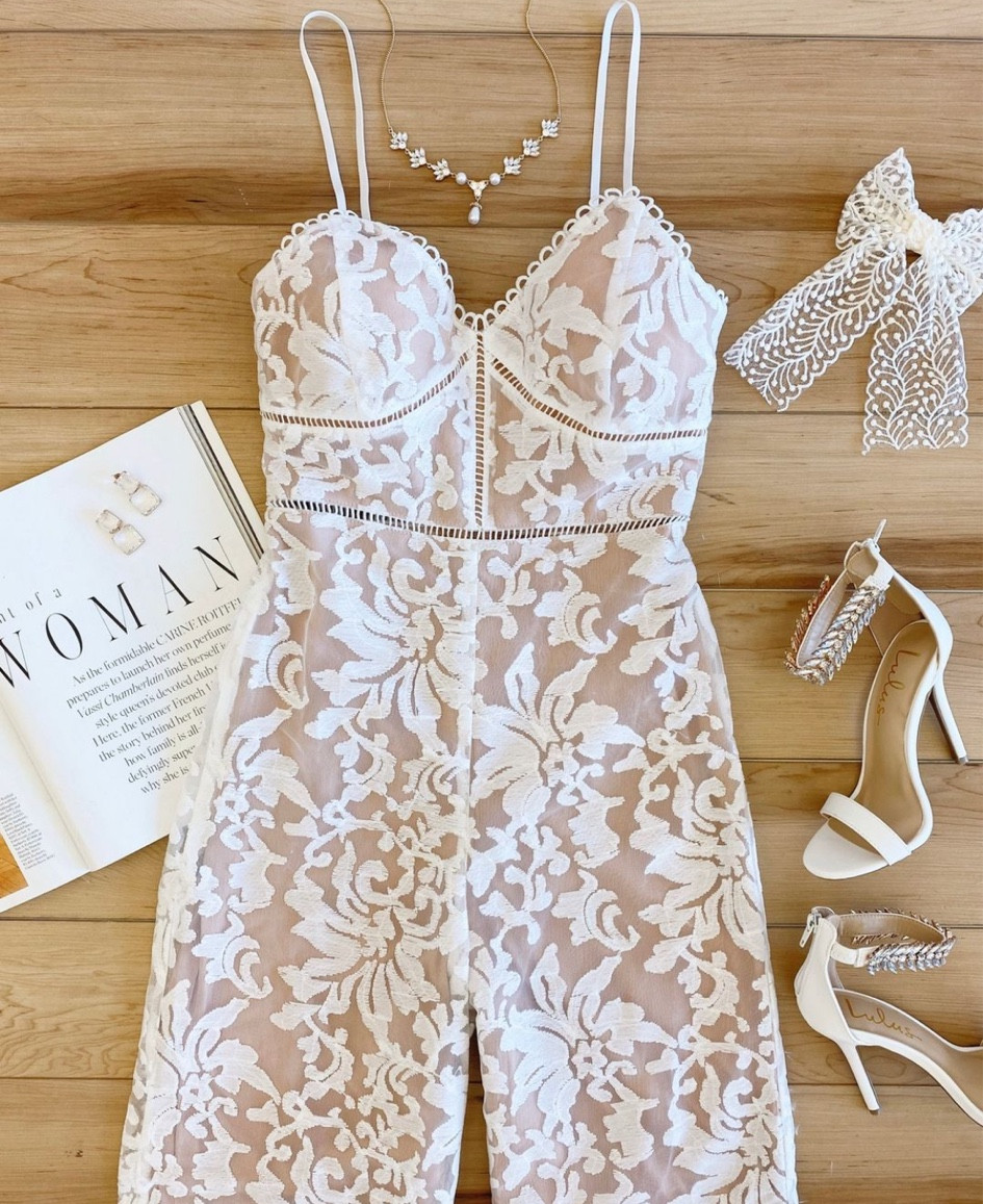 Style by Lulus! 💍

Bridal style | Lulus Weddings | Bridal Style | White jumpsuit | White Lace Jumpsuit | Dresses for brides | looks for brides | outfits for brides | rehearsal dinner | bridal shower | bridal brunch | bachelorette | bride to be 

#LTKsalealert #LTKstyletip #LTKwedding