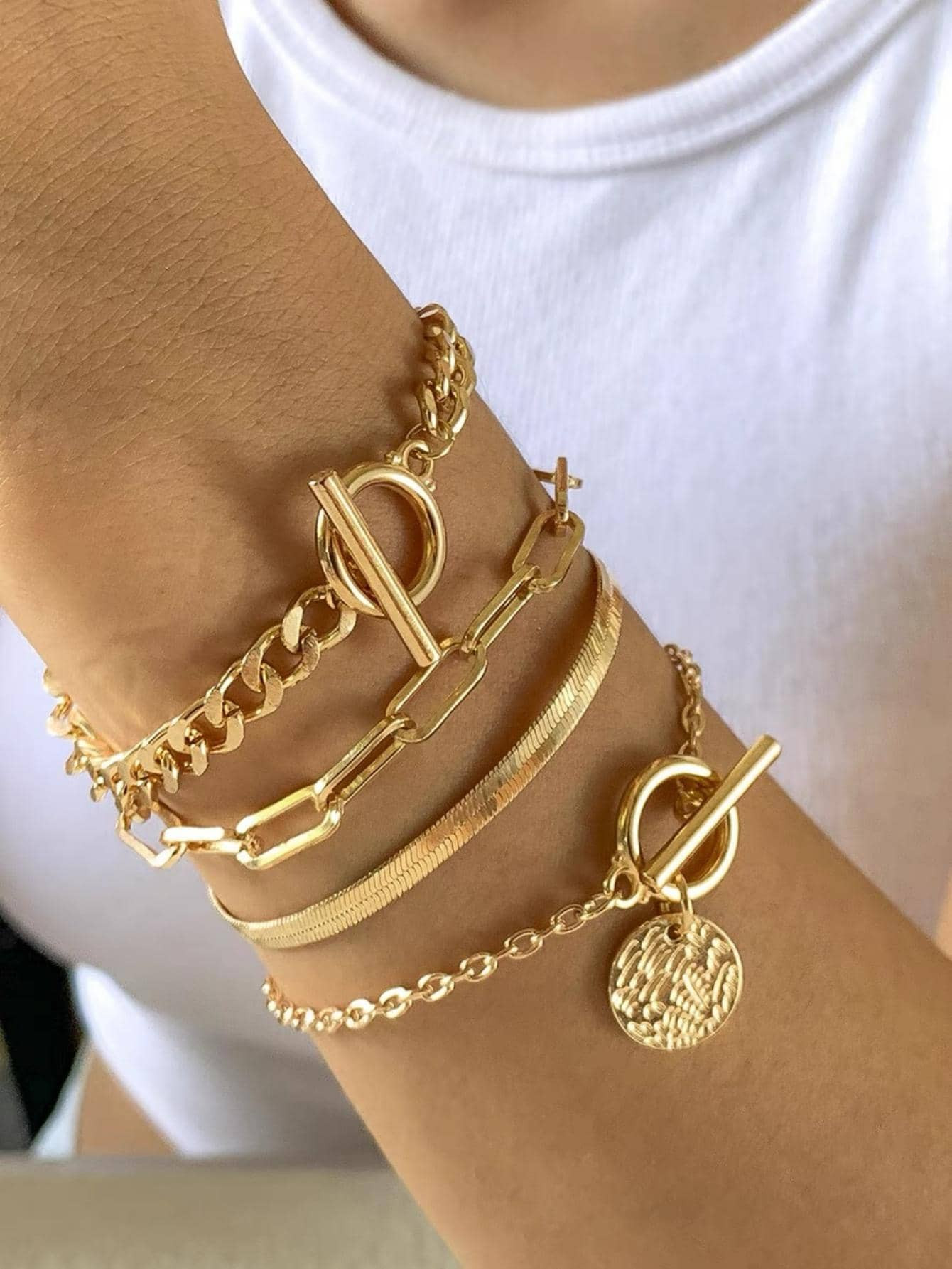 4pcs Minimalist Disc Charm OT Buckle Chain Bracelet Set For Women For Daily Jewelry Accessories | SHEIN