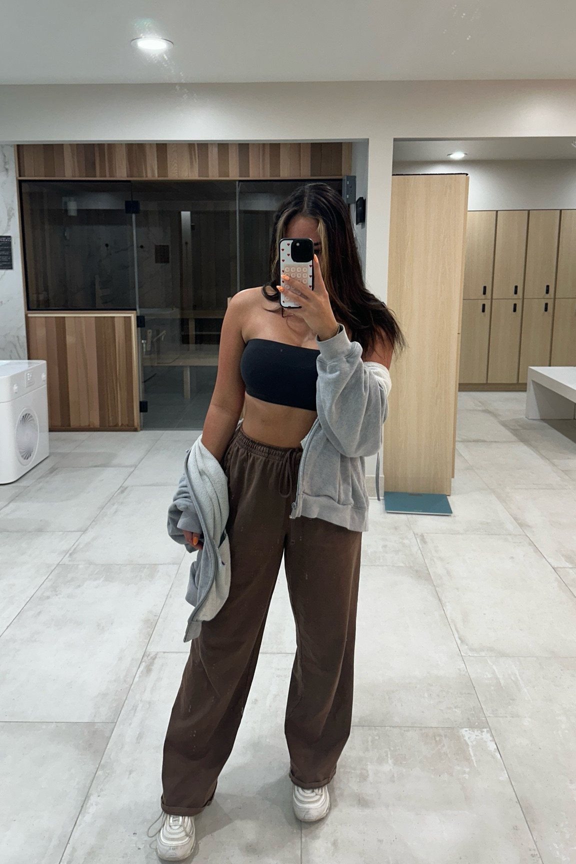 OOTN
🖤🫶🏽🎧👟

#LTKstyletip #LTKSeasonal #LTKU