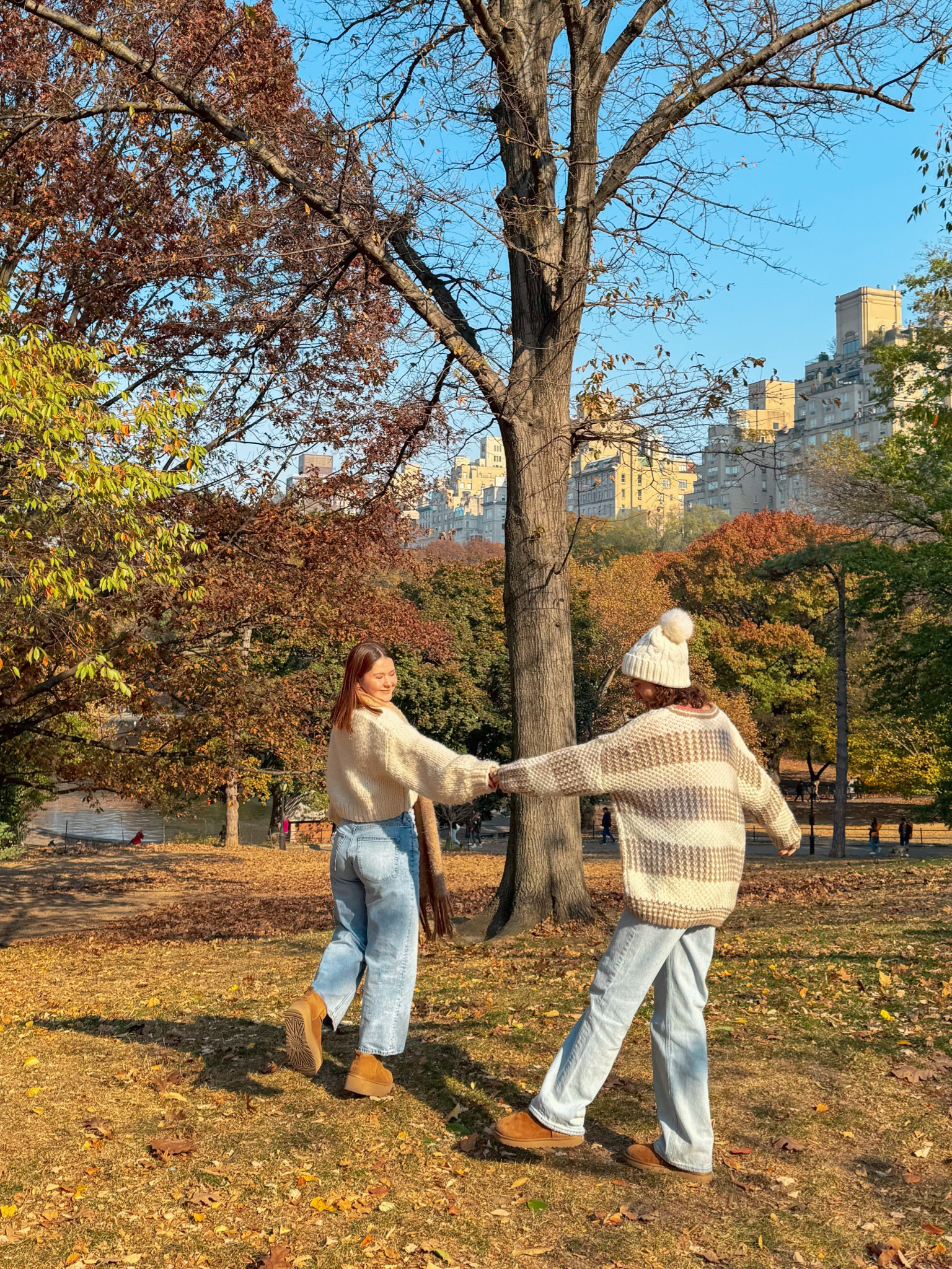 from fall to winter! uggs always 🥰❄️🍁

#LTKHoliday #LTKStyleTip #LTKSeasonal