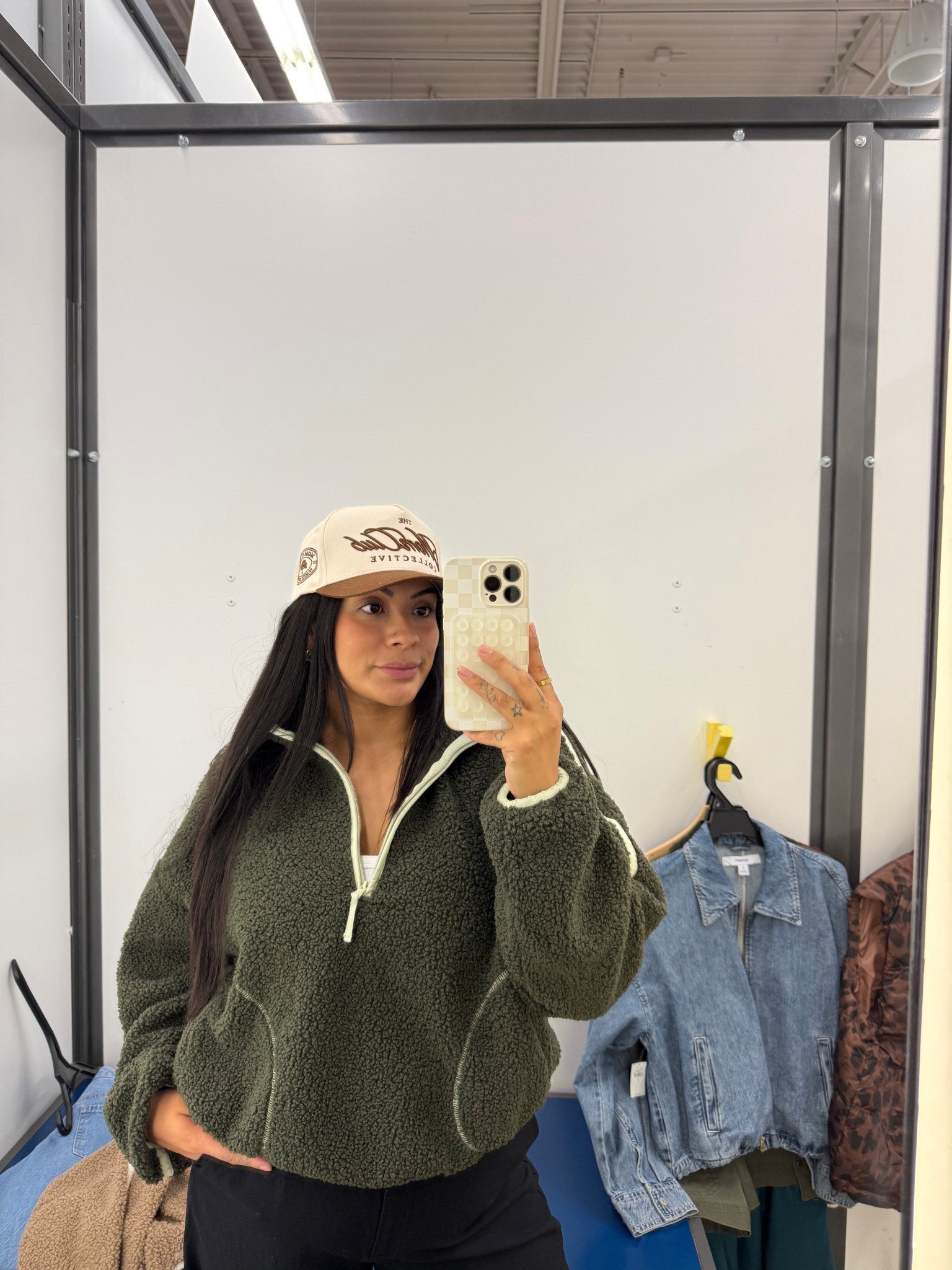 I’m wearing L 

#LTKcurves #LTKcanada #LTKmidsize