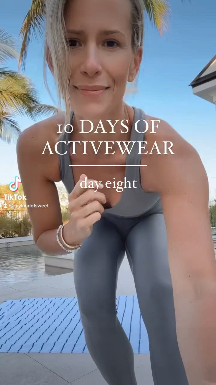 10 Days of Activewear continues (finally!) with this look that is my go-to for yoga and anything low intensity. 

These leggings suck everything in, but still feel super comfy and not restrictive. I’m wearing small in both. 

Shop it all in my Activewear highlight or comment for the links ✨ 

(Day 9 won’t be so late, promise! 😉)

#LTKunder100 #LTKstyletip #LTKfit