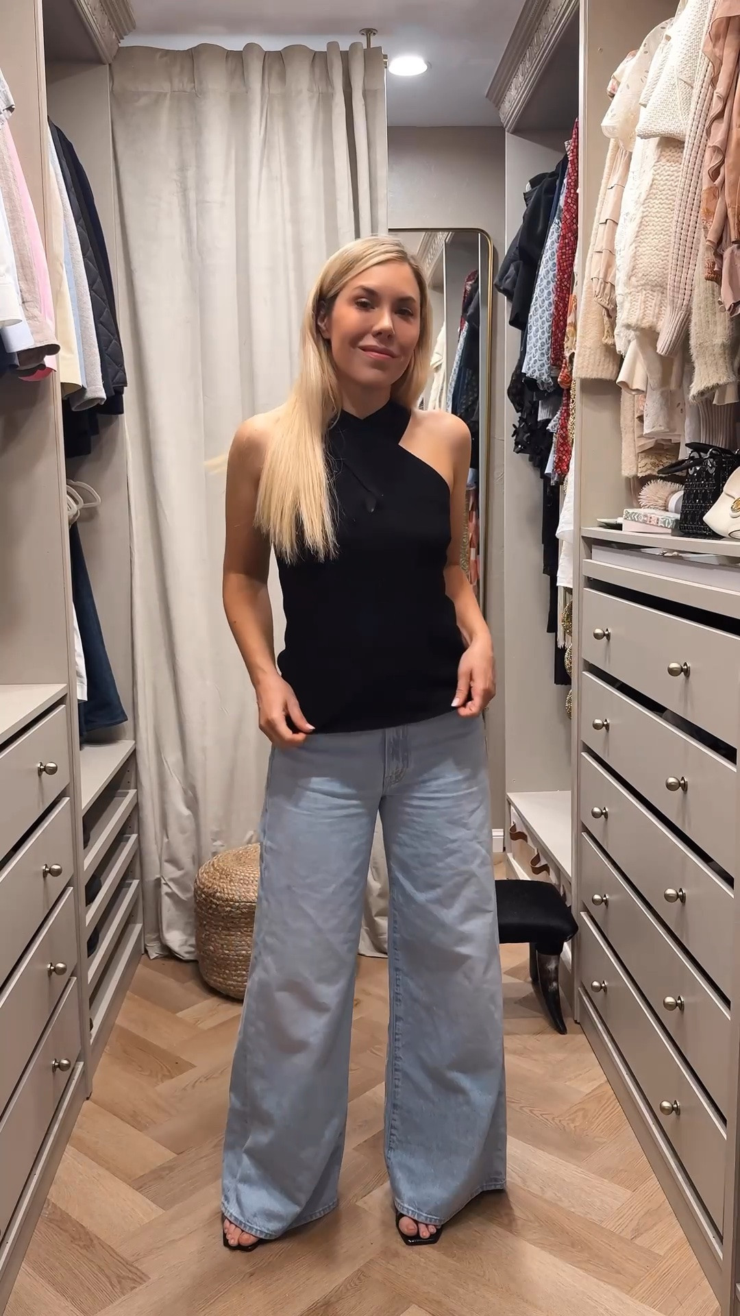 This top is such a luxe looking Amazon find!

#LTKdayinmylife #LTKootd #LTKgrwm