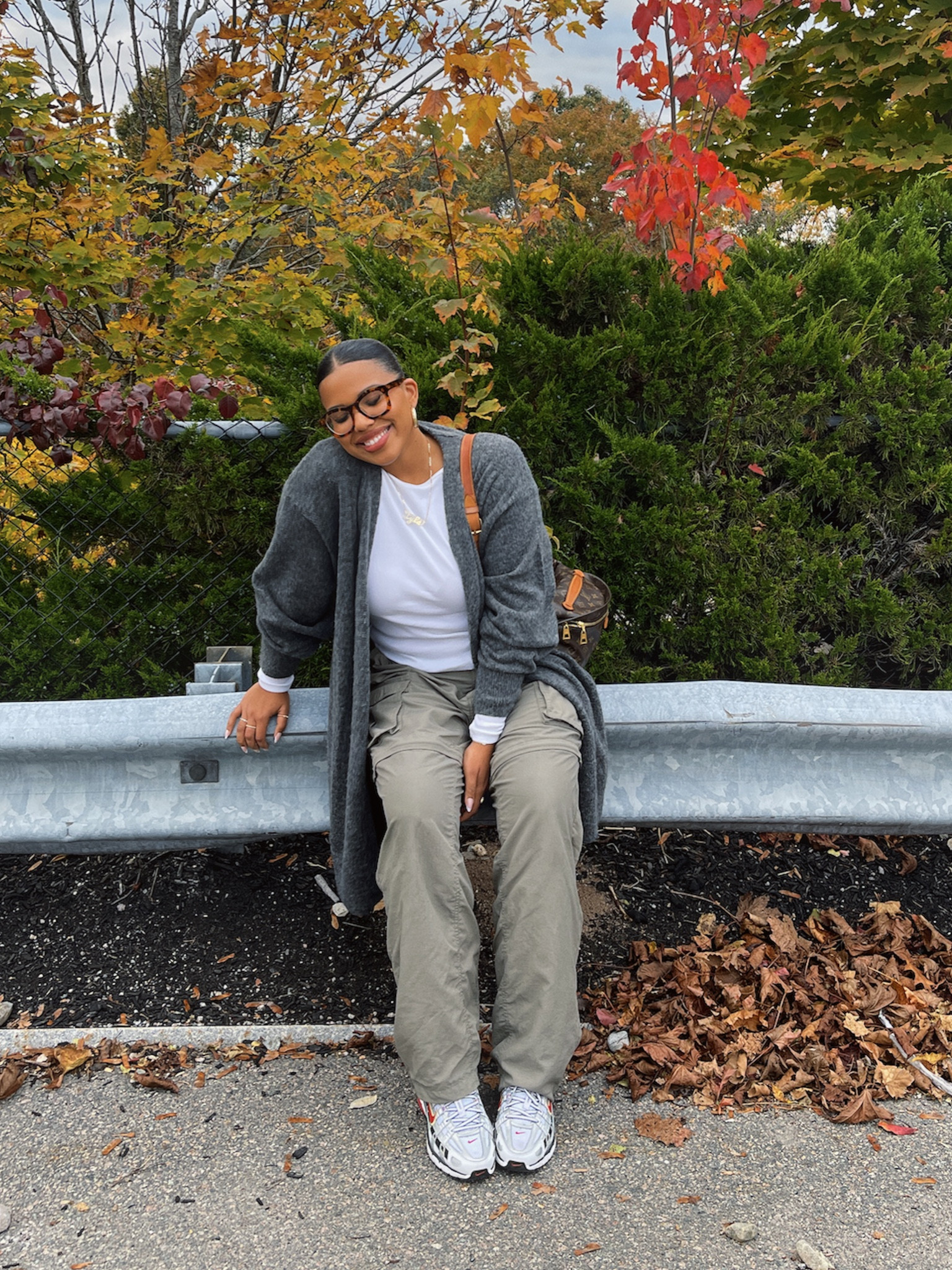 Lazy fall outfit inspo 

#LTKstyletip #LTKSeasonal #LTKmidsize