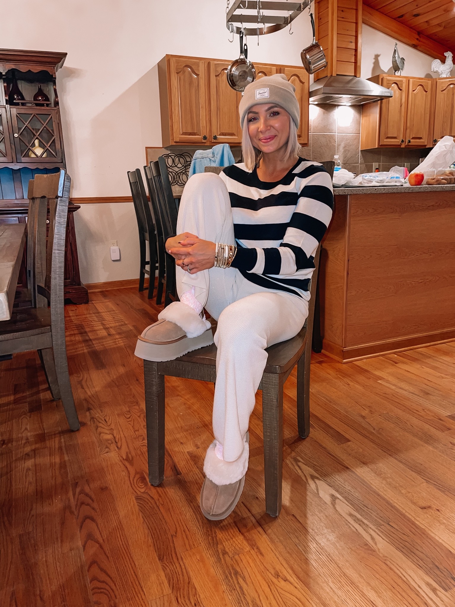 Cozy cabin outfit! My long sleeve is #amazon size small and only $25. My pants are part of an amazon set. Size small #asheville #falloutfit #cabin #uggs

#LTKSeasonal #LTKstyletip #LTKHoliday