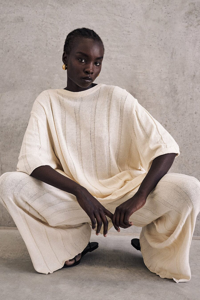 EMERY CREAM OVERSIZED TEE | DISSH
