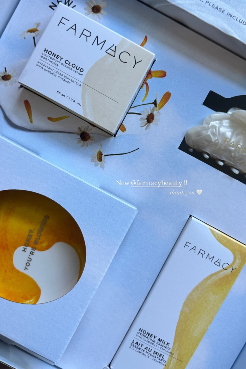 New in from Farmacy Beauty! Obsessed with the new honey cloud lightweight moisturizer that melts into your skin! They also have a new honey milk hydrating essence which is perfect for glowy skin. Linking below, including a gift set that’s perfect for gift ideas or for testing! … For more links to melissa murrell, wedding guest dress, georgia louise1, personalstyling, string bikini, courtney wears, whattowearfor, invest in style, missy elz, summer sweater, follow me on LTK! ✨


#LTKSeasonal #LTKBeauty #LTKFindsUnder50