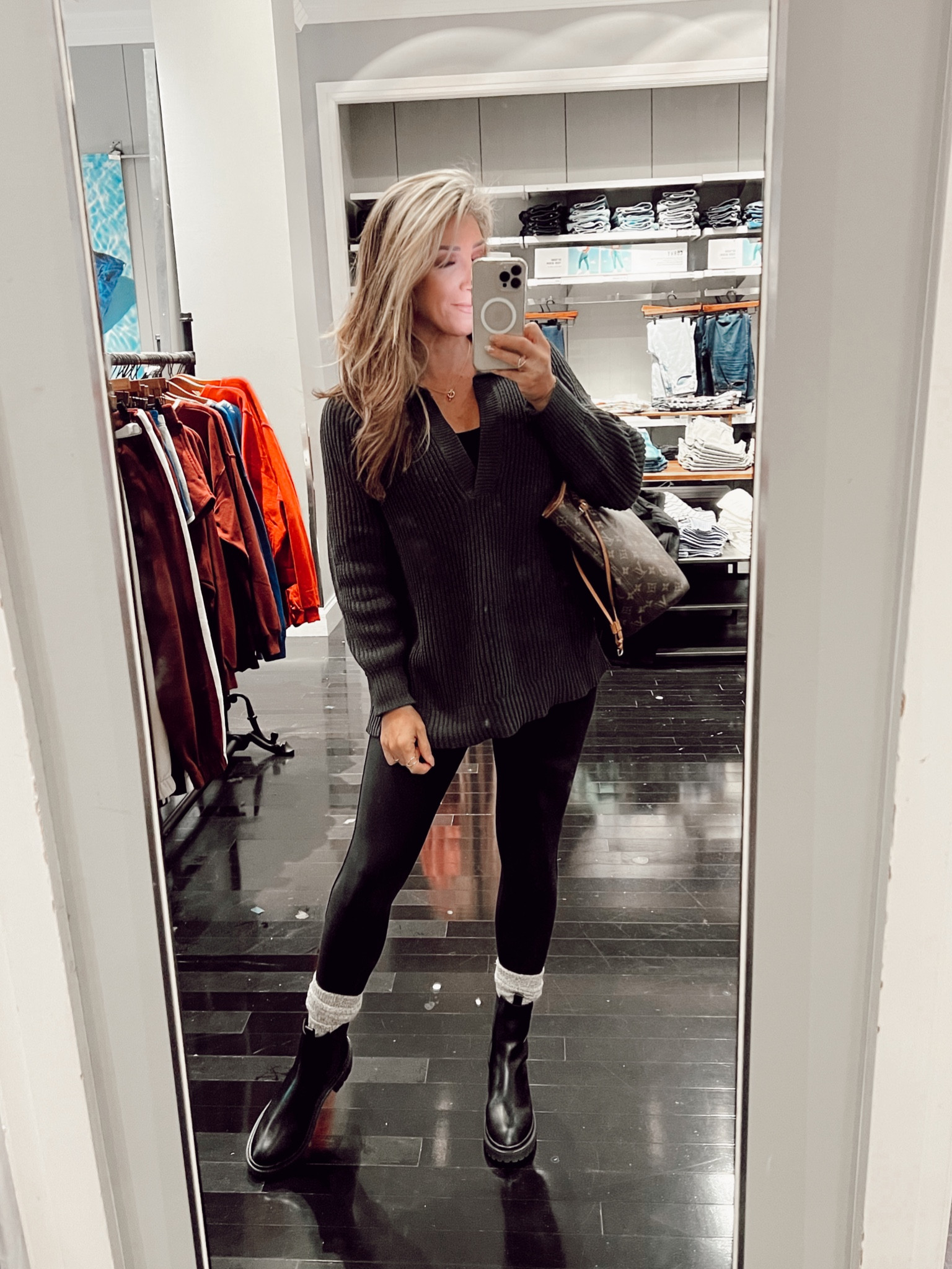 Casual sweater, tunic, pullover, leggings, boots 

#LTKstyletip #LTKunder100 #LTKshoecrush