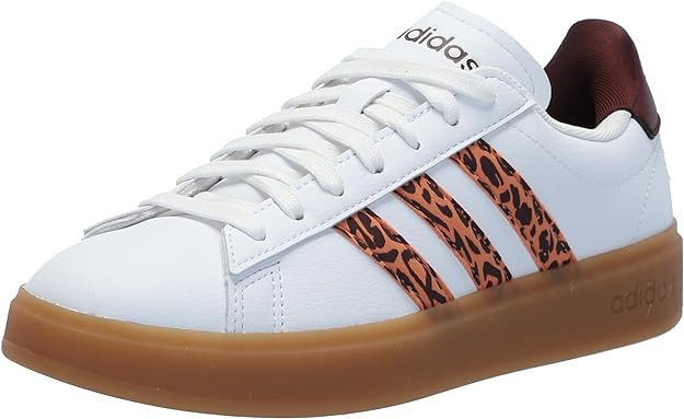 adidas Women's Grand Court 2.0 Tennis Shoe | Amazon (US)