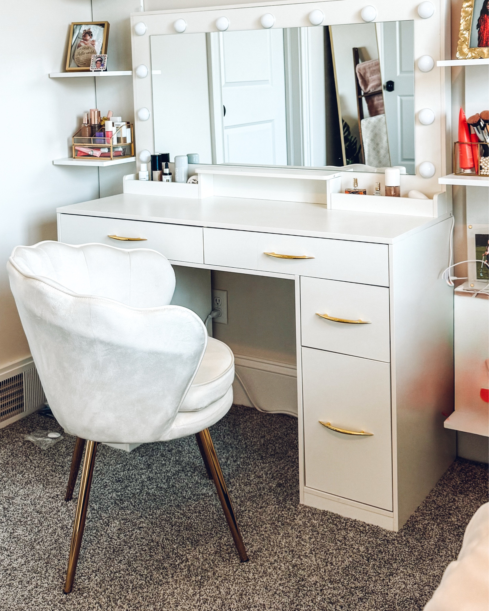 Vanity and a comfy seat for a teenage dork bedroom 


#LTKStyleTip #LTKKids #LTKHome
