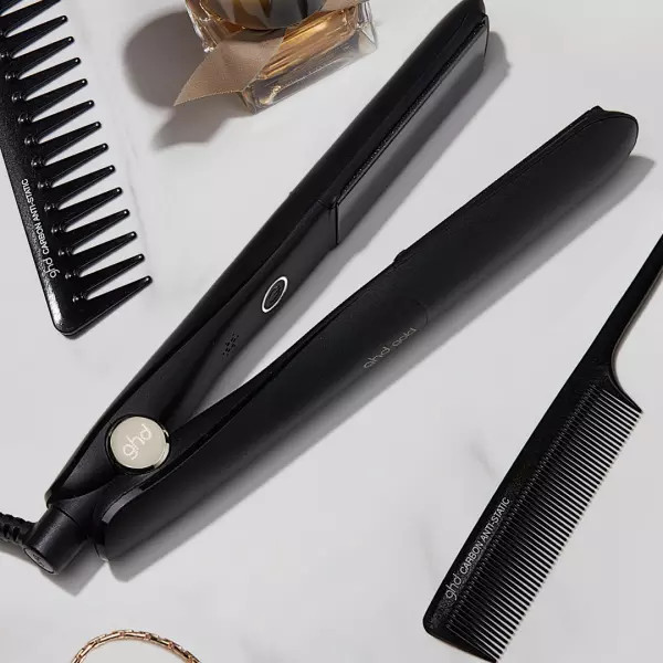 GHD GOLD HAIR STRAIGHTENER (26MM PLATE) BLACK rating review | ghd (UK)