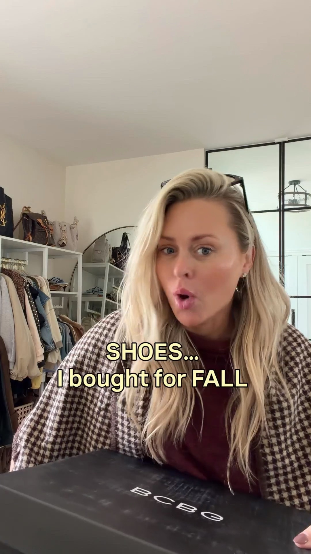 SHOES I bought for fall!? What’s in the boxes?!👀🤌🏼 all keepers IMO! Linked my exact haul + a few extras! 

Shoes, fall shoes. Fall style. Animal print. Sneakers.

#LTKSeasonal #LTKSaleAlert
