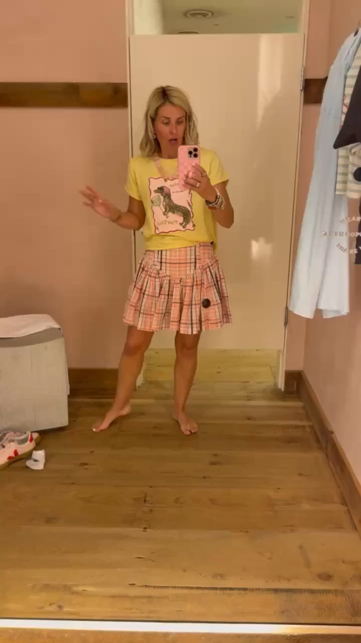 Obsession overload y’all… this skort & graphic tee might be the biggest yes of today!! 
Tee- xs
Skort - xxs (size down)

*Use my code CATHERINE20 for 20% off Orders of $100+ at Anthropologie


*Use my code Catherine20 on A+B
*Use my code Mixandmatchmadness on Loopy

#LTKstorytime #LTKdayinmylife #LTKOver40