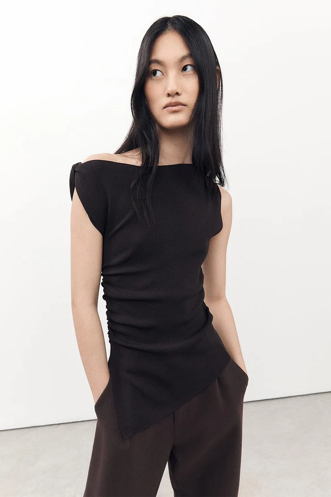 POPPY BITTER CHOC ASYM LONGLINE TOP | DISSH