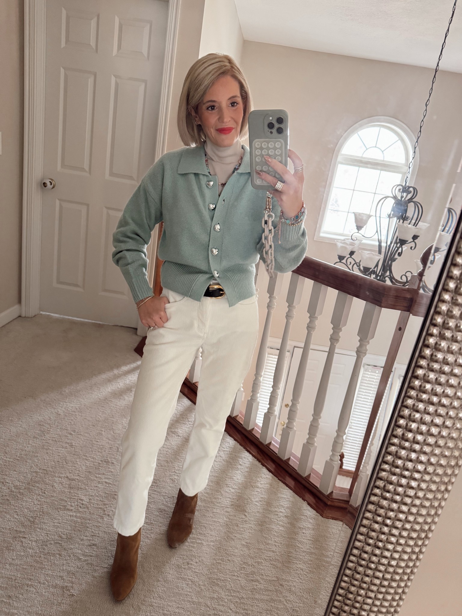 One of my favorite looks from the holidays that will be going into the New Year with me ❄️

#LTKootd #LTKHoliday #LTKPetite