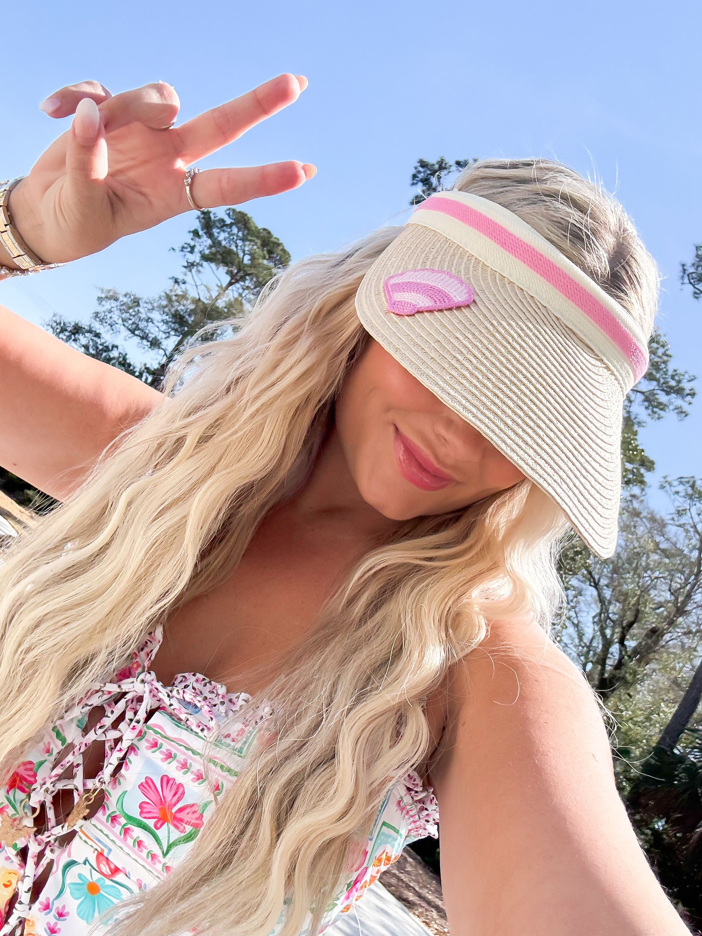 THE PERFECT VACAY visor!!! Under $10! Wearing size medium in bathing suit! 

 

#LTKmomlife #LTKSwim #LTKTravel