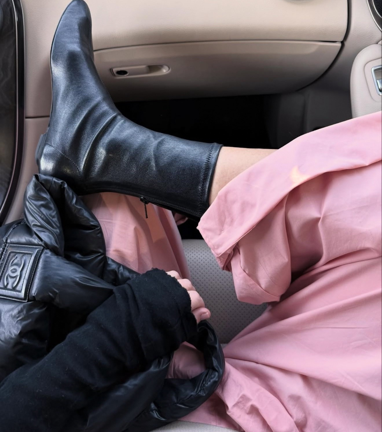 Rachel COMEY pants and THE boots :) 