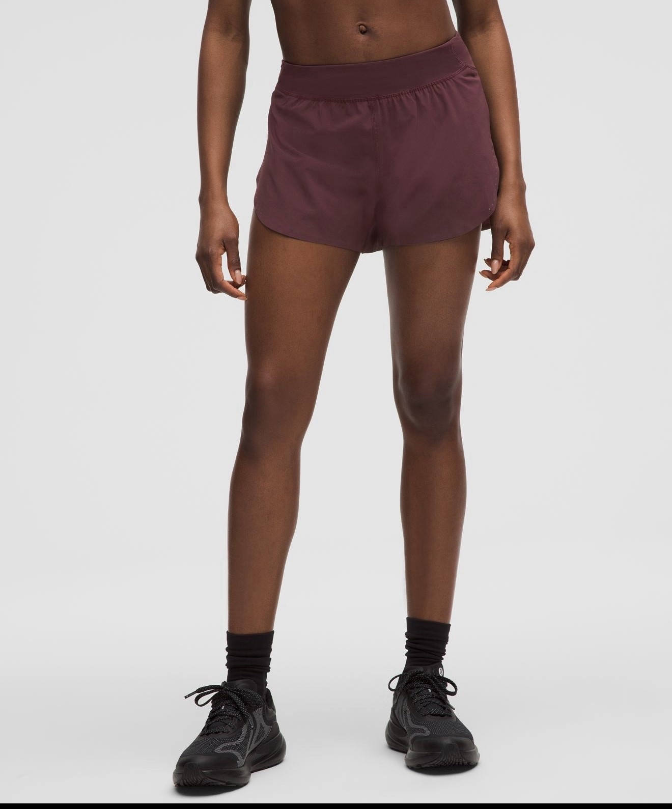 ON SALE! Lululemon fast & free high rise! Run a little small! Wearing a size medium, 5’7 size 4 hips 37.5"