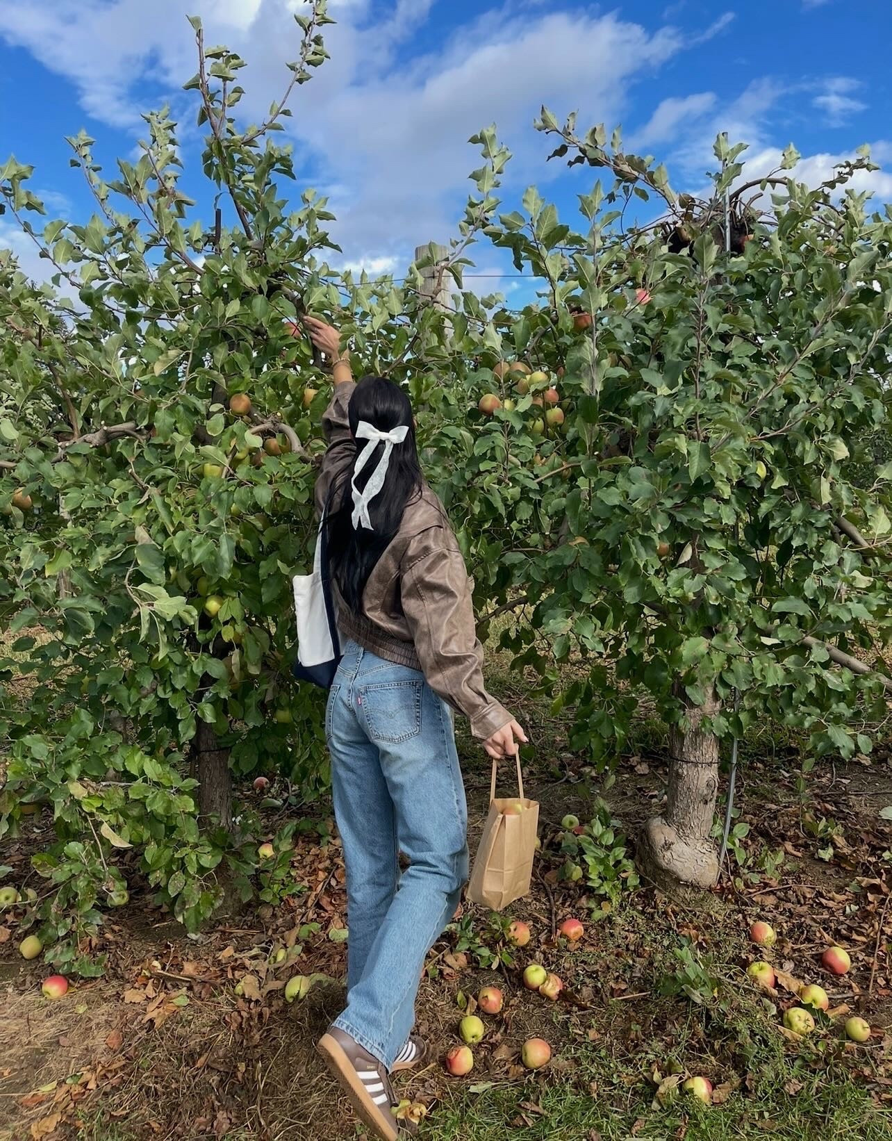 One of my favorite fall jackets 🍁🍂 she is the perfect oversized fit ! Wearing size small 

#LTKSeasonal #LTKStyleTip #LTKShoeCrush