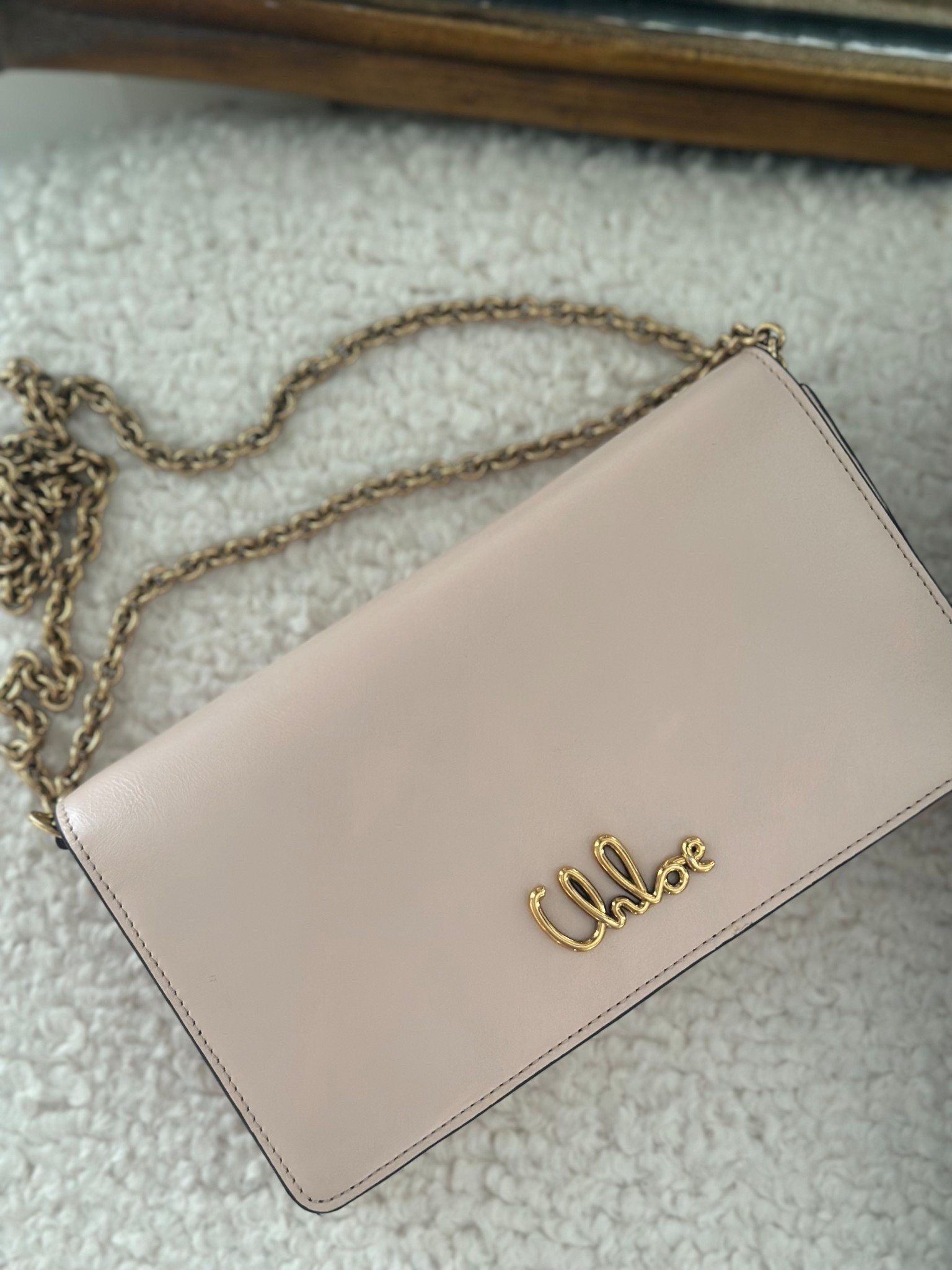 My new versatile bag- clutch, shoulder bag, wallet on a chain. So cute and MAJORLY discounted (over half off) 

#LTKSaleAlert
