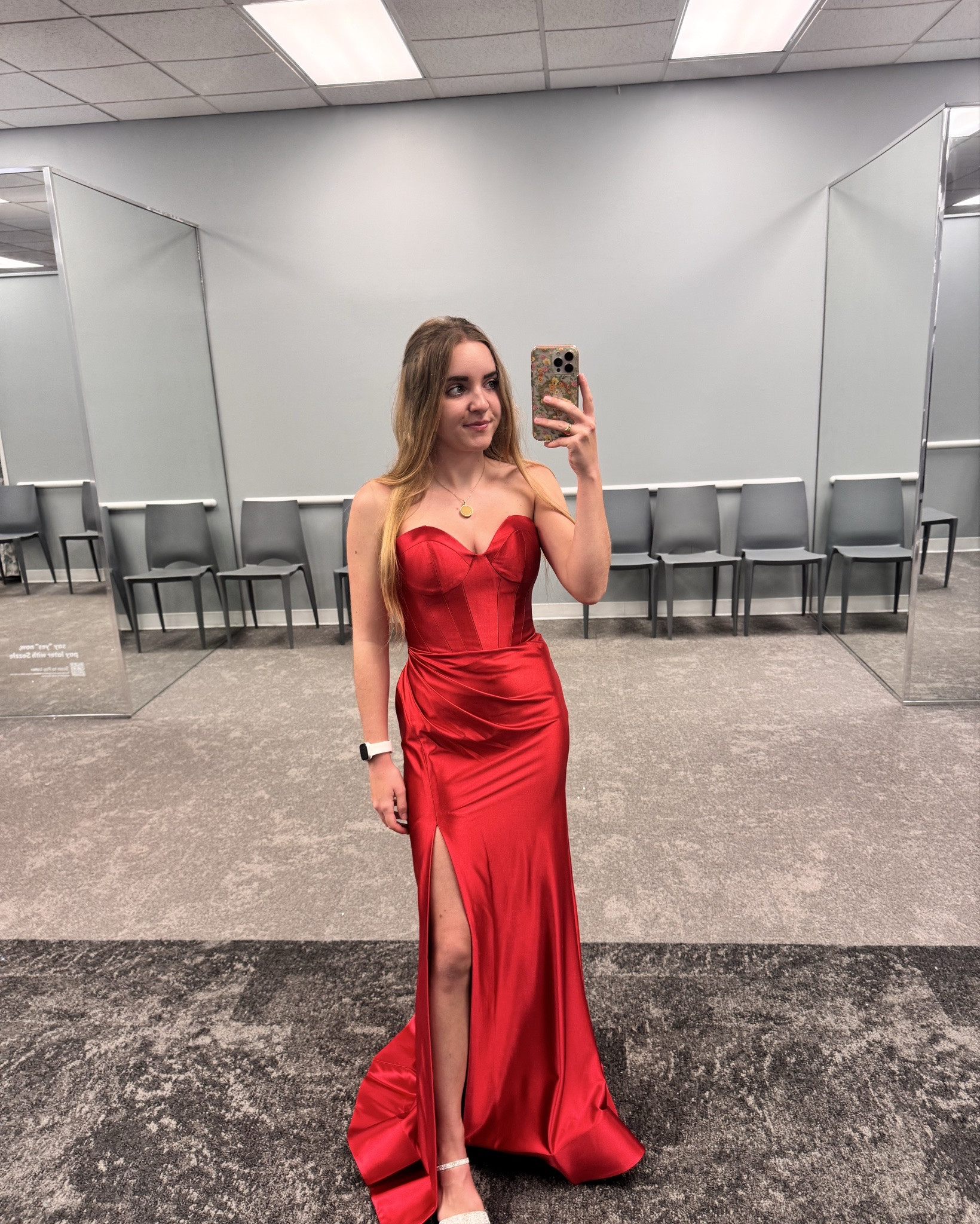 this red prom dress from David’s bridal absolutely takes my breath away! The back is so stunning and this dress is so incredibly flattering for prom season!

#LTKPetite #LTKSeasonal #LTKootd