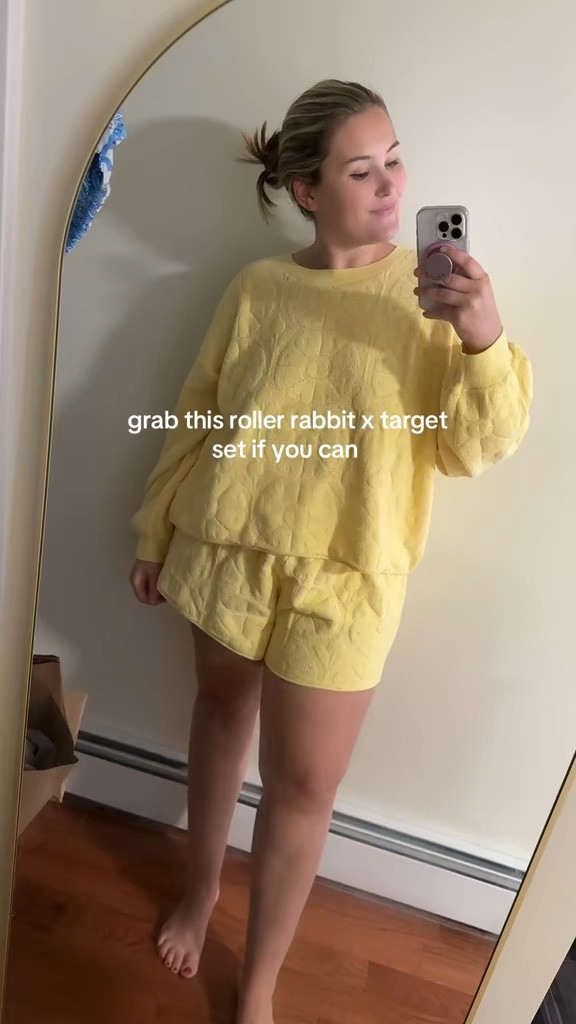 Roller Rabbit x Target 

3xl in sweater 
2xl in shorts - returning for one size smaller 


#LTKootd #LTKSpringSale #LTKmomlife