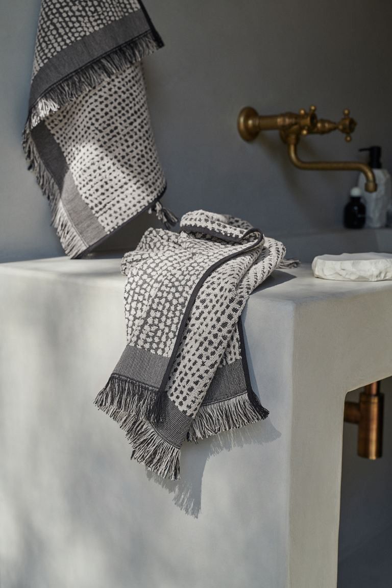Textured Cotton Hand Towel | H&M (US + CA)