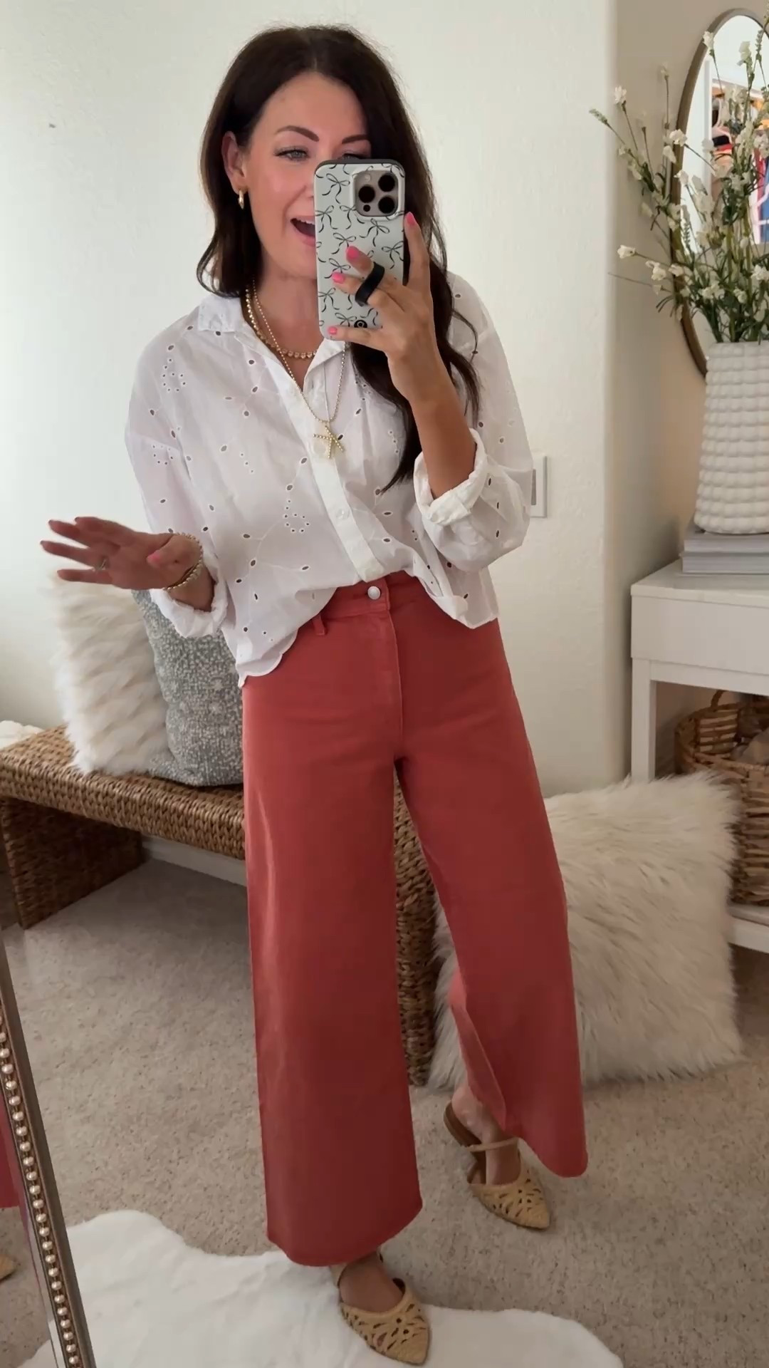 Target wide leg jeans on sale for $21! Go up a size 

#LTKFindsUnder50 #LTKSeasonal #LTKSaleAlert