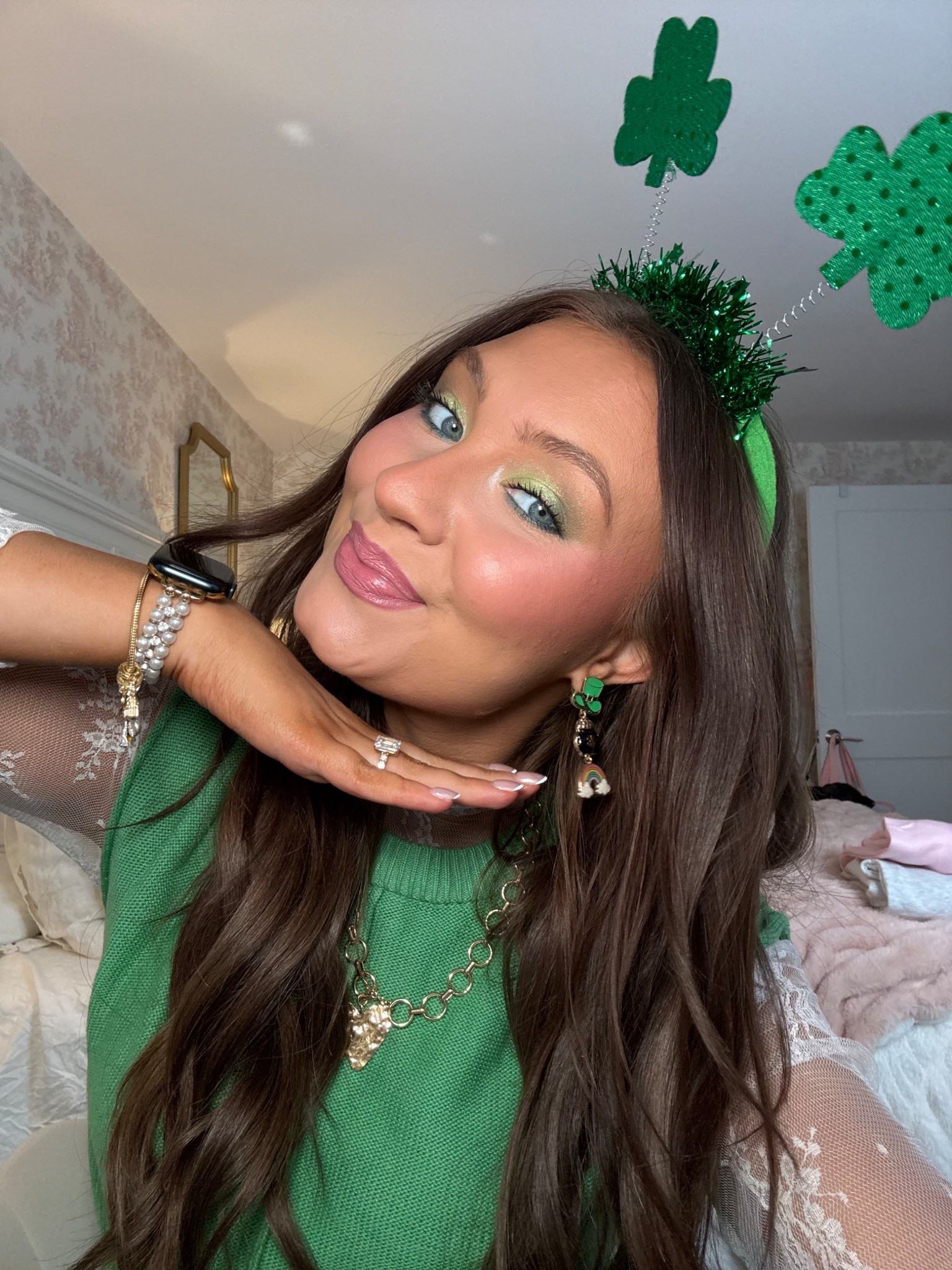 St Patrick’s day makeup and ootd!🍀💚☁️

#LTKBeauty #LTKootd #LTKdayinmylife