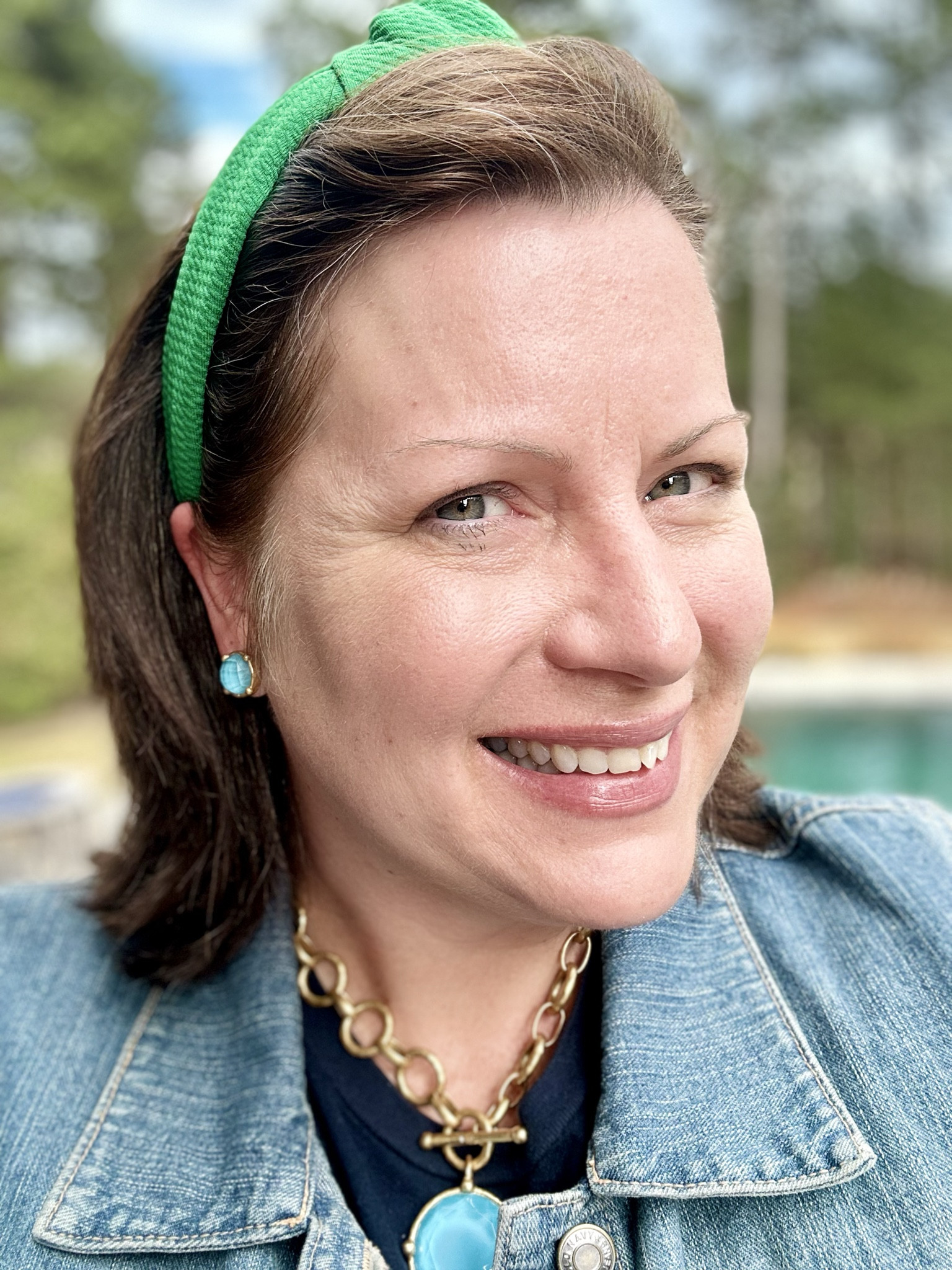 I love these new Julie Vos Honey Stud earrings. I ordered these to match my Honey Bee Statement necklace💎🫶🏻

They come in so many pretty colors! You can order a set for every outfit🥰💃

I love my pink Catalina earrings, but I really really love these Honey Studs🥰🫶🏻

#LTKstyletip #LTKwedding #LTKGala