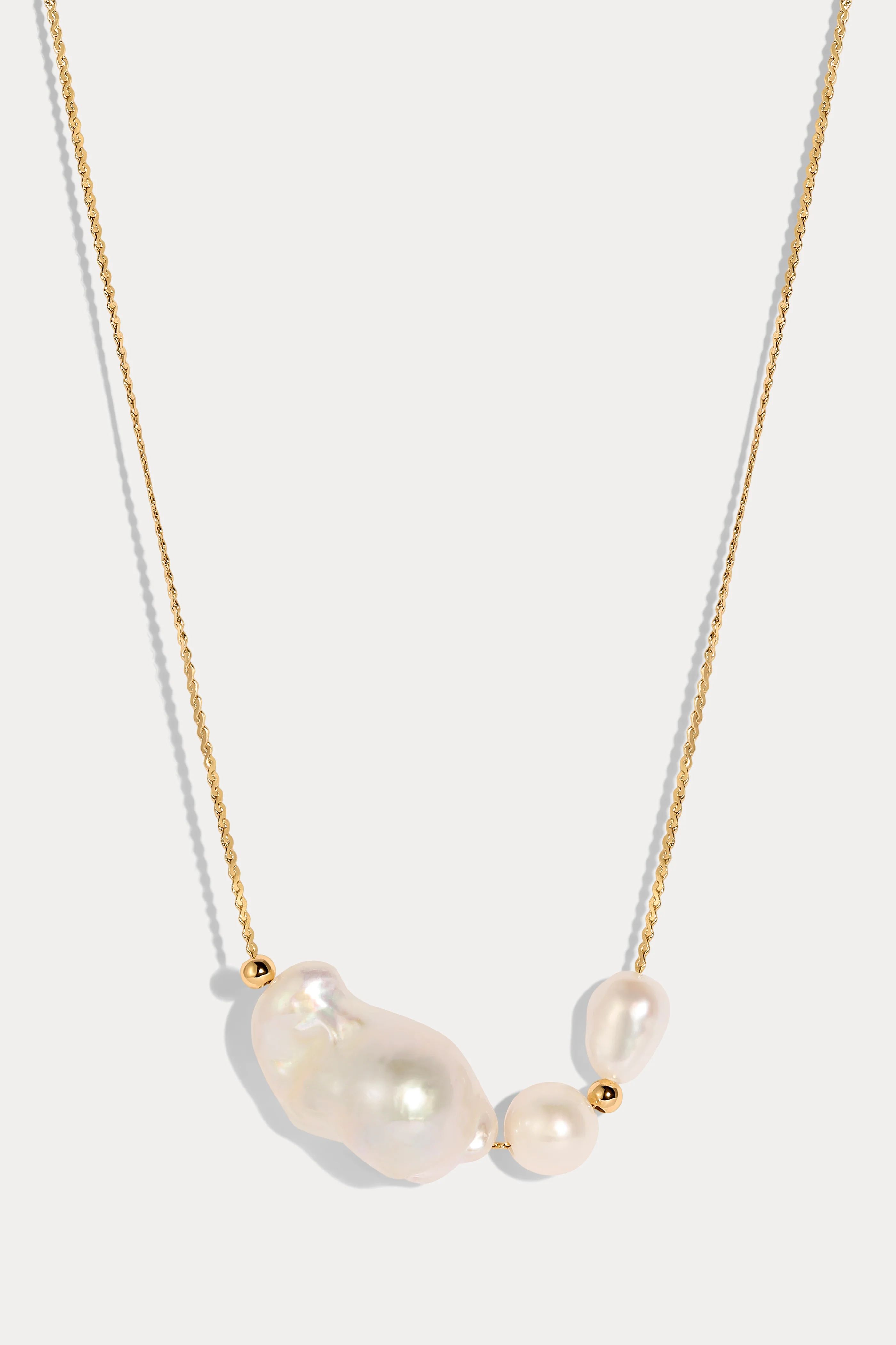 Daniella's Pearl Necklace | Lili Claspe