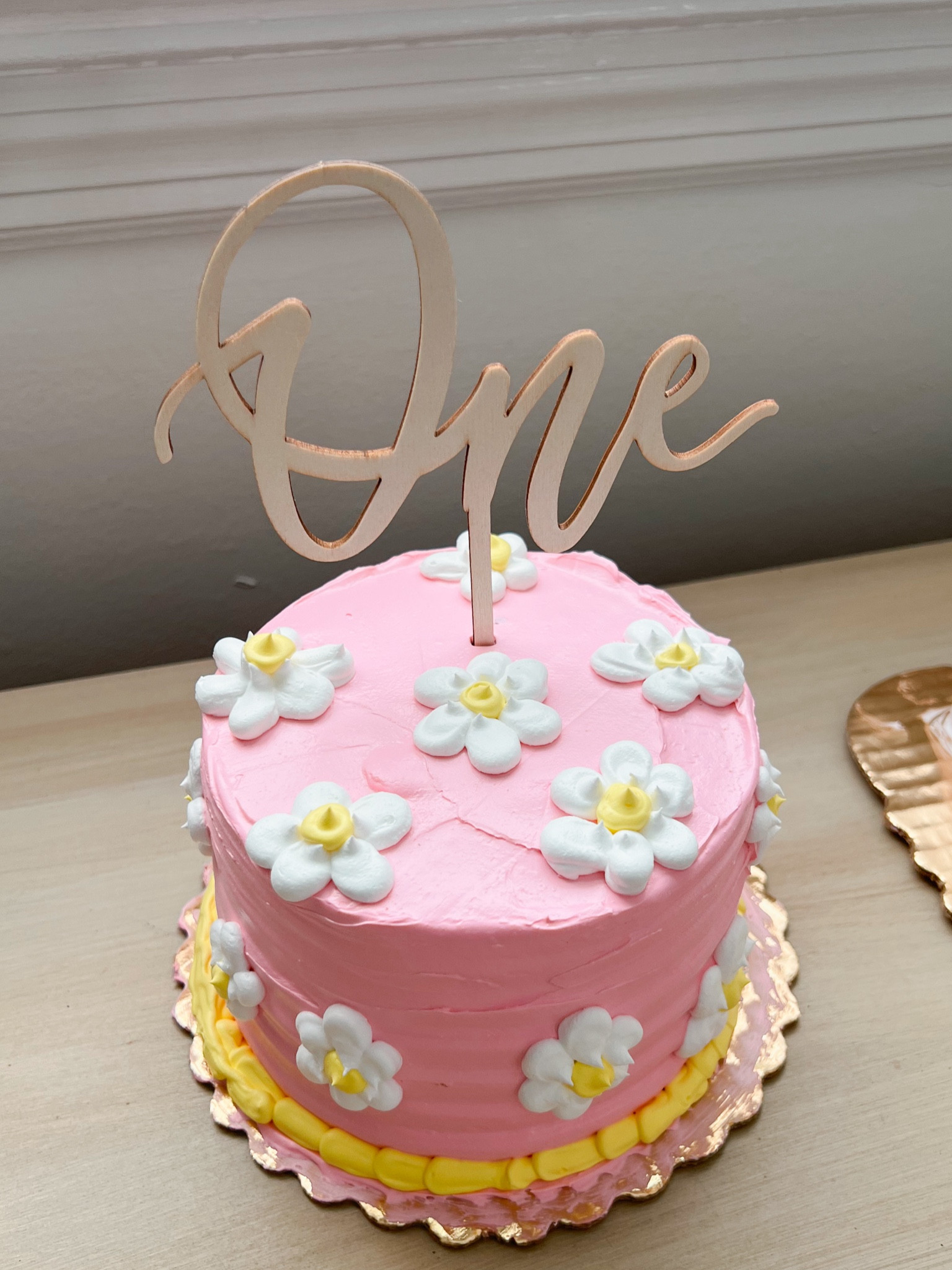 “Little Bitty Pretty ONE” baby girl first birthday party! Super cute, affordable, and easy to put together! 🌼 #firstbirthday

#LTKKids #LTKFamily #LTKBaby