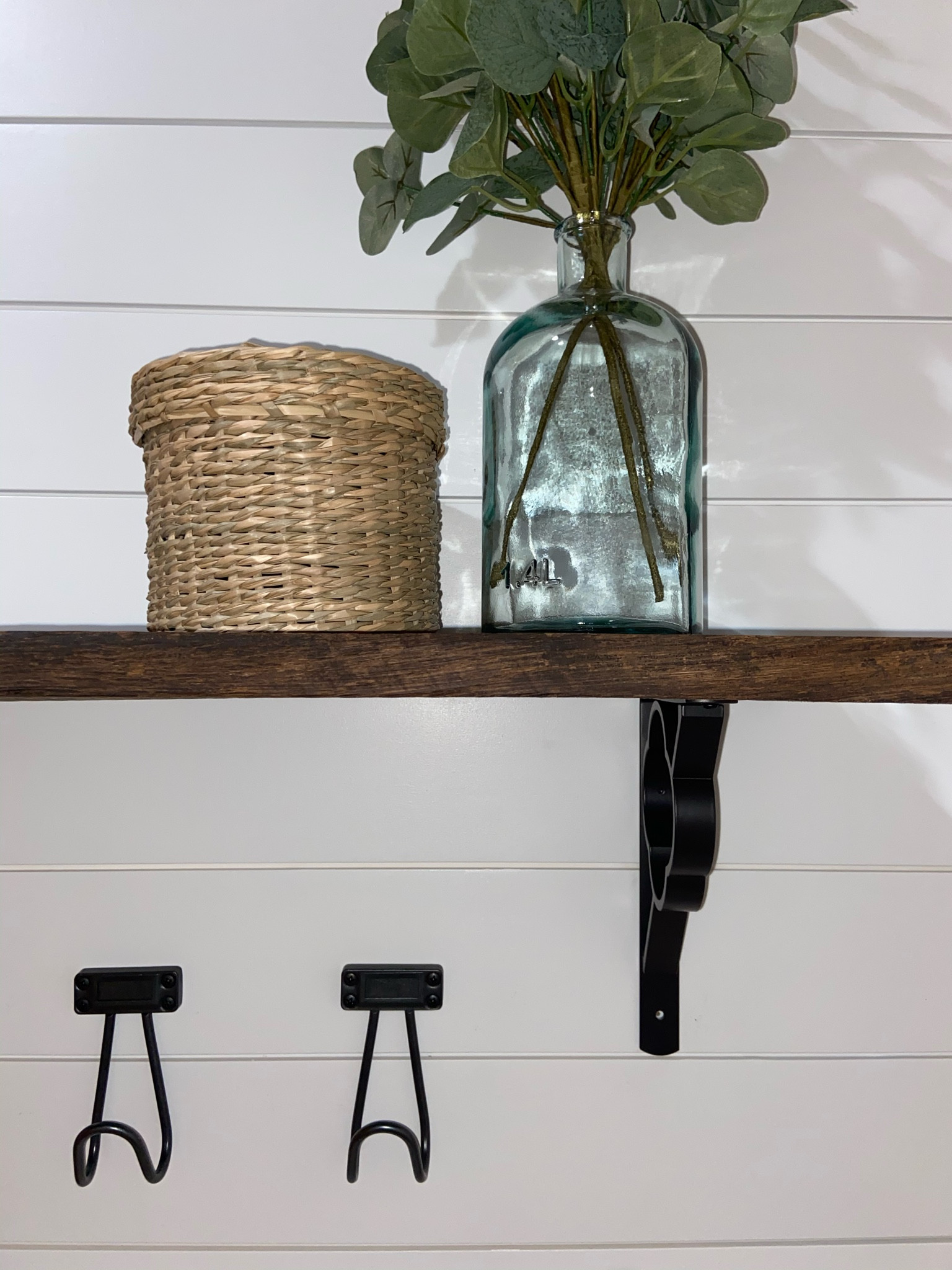 Open shelf mudroom deflirt

#LTKhome #LTKSeasonal #LTKfamily