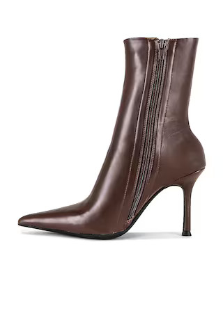 Daring Boots
                    
                    Jeffrey Campbell | Revolve Clothing (Global)