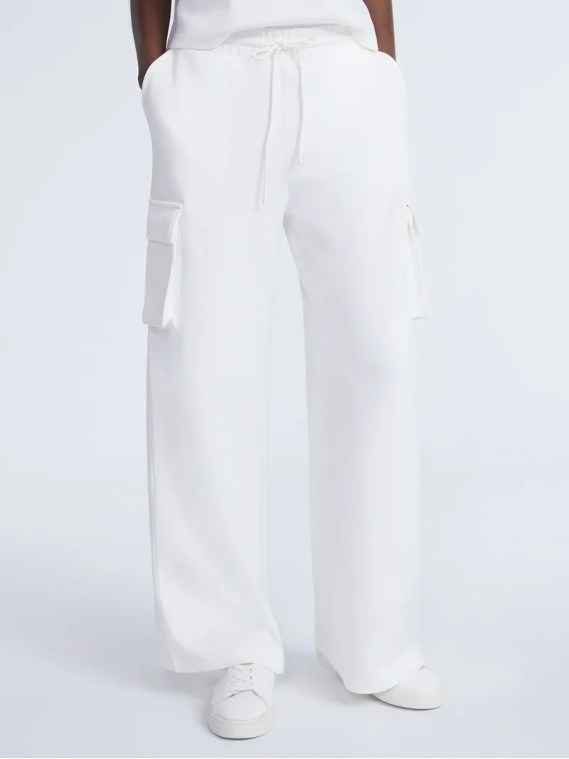 Scoop Women's and Women's Plus New Scubaknit Cargo Pants, Sizes XS-4X | Walmart (US)