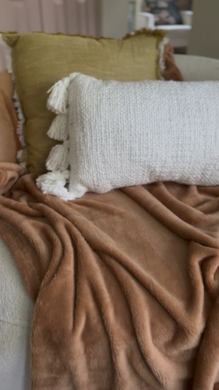 Living room decor - throw blanket - throw pillows- accent pillow- warm decor - summer decor - Walmart home 

#LTKVideo