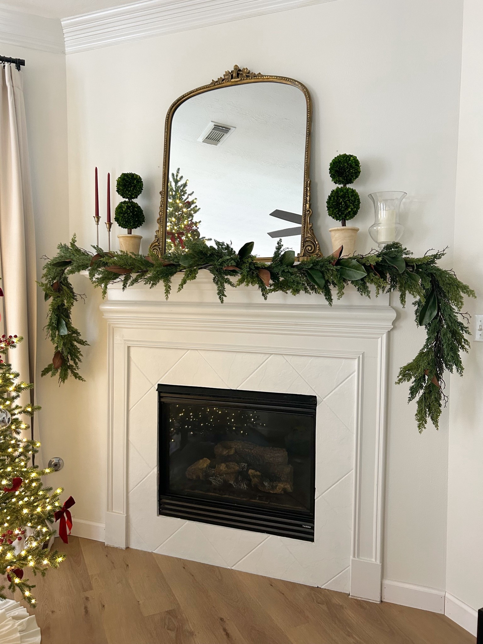 Christmas mantle garland 

#LTKHoliday #LTKHome #LTKSeasonal