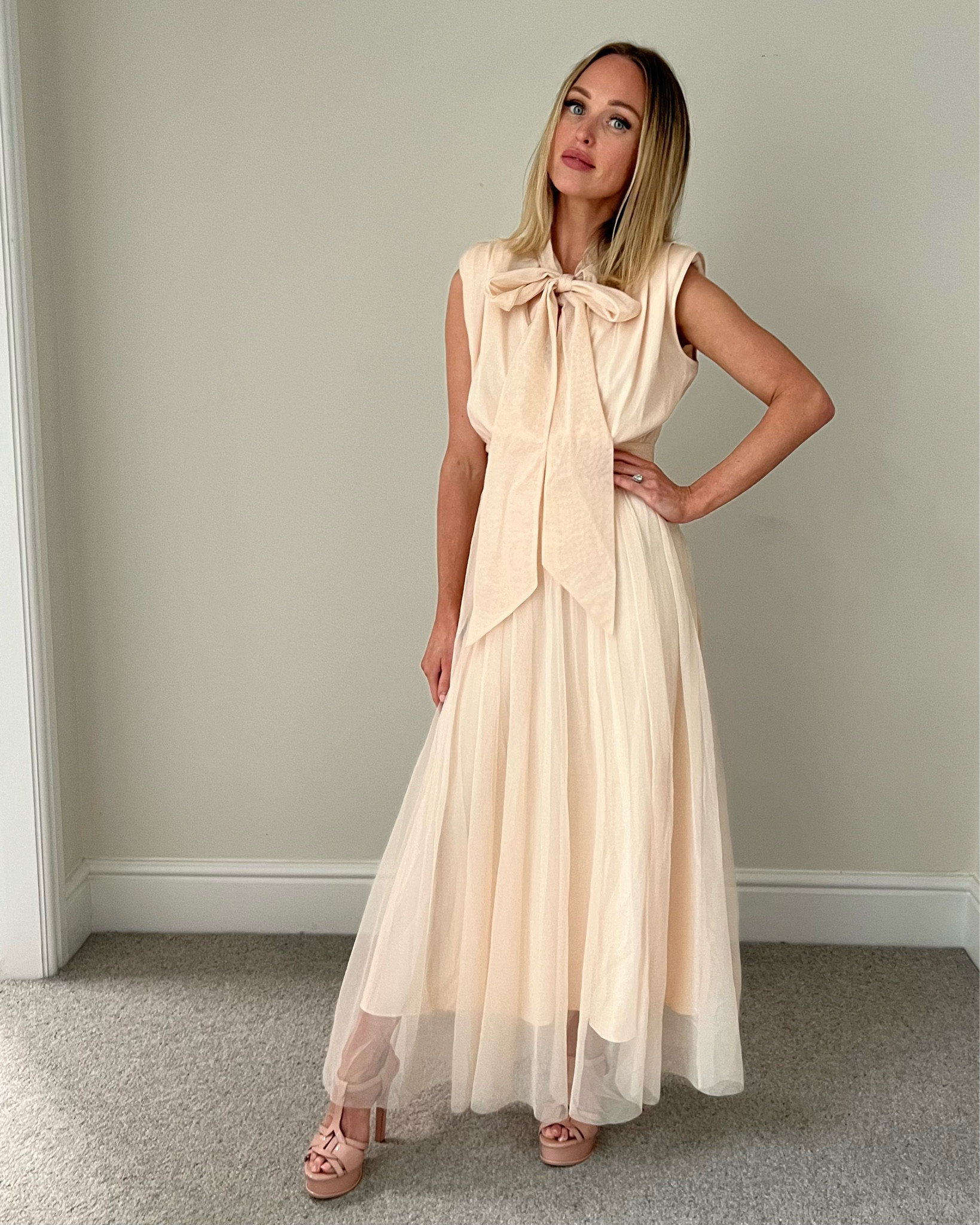 Karen Millen edit! 
Perfect for race day or wedding guest 🫶🏻

#LTKeurope #LTKwedding #LTKFind