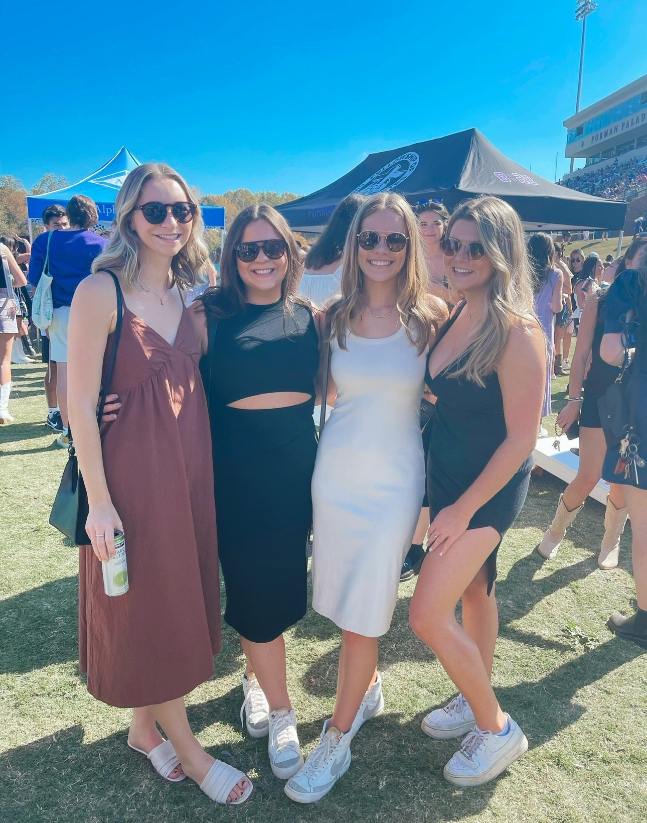 Ready for anything—from coffee runs to kickoff. This casual midi is my go-to for daytime or a cute tailgate look. #MidiDressStyle #TailgateFit #CasualAndCute #LTKStyle #GameDayLook #EffortlessStyle #LTKOutfit

#LTKParties #LTKStyleTip #LTKSeasonal