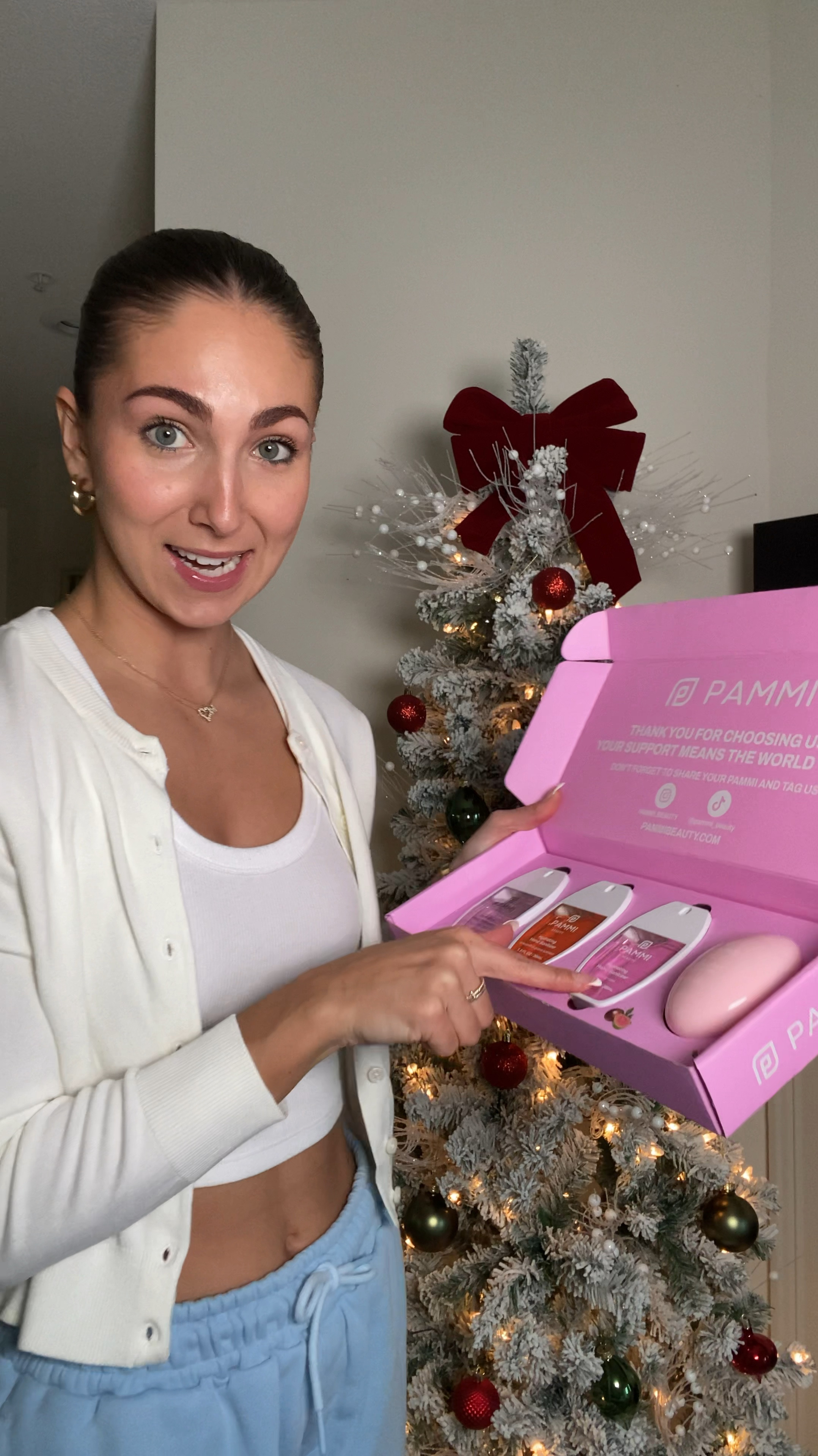 This hand care/sanitizer gift set is cute but practical which is all the things I love! 

#LTKGiftGuide #LTKHoliday #LTKBeauty