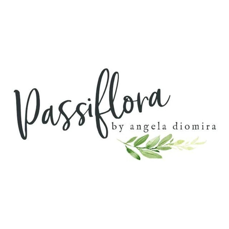 Boxwood Honeysuckle Topiary in 4 Pot - Etsy | Etsy (US)