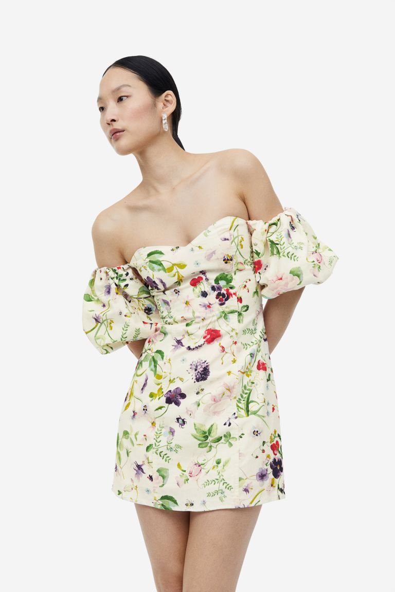 Off-the-shoulder dress | H&M (UK, MY, IN, SG, PH, TW, HK)