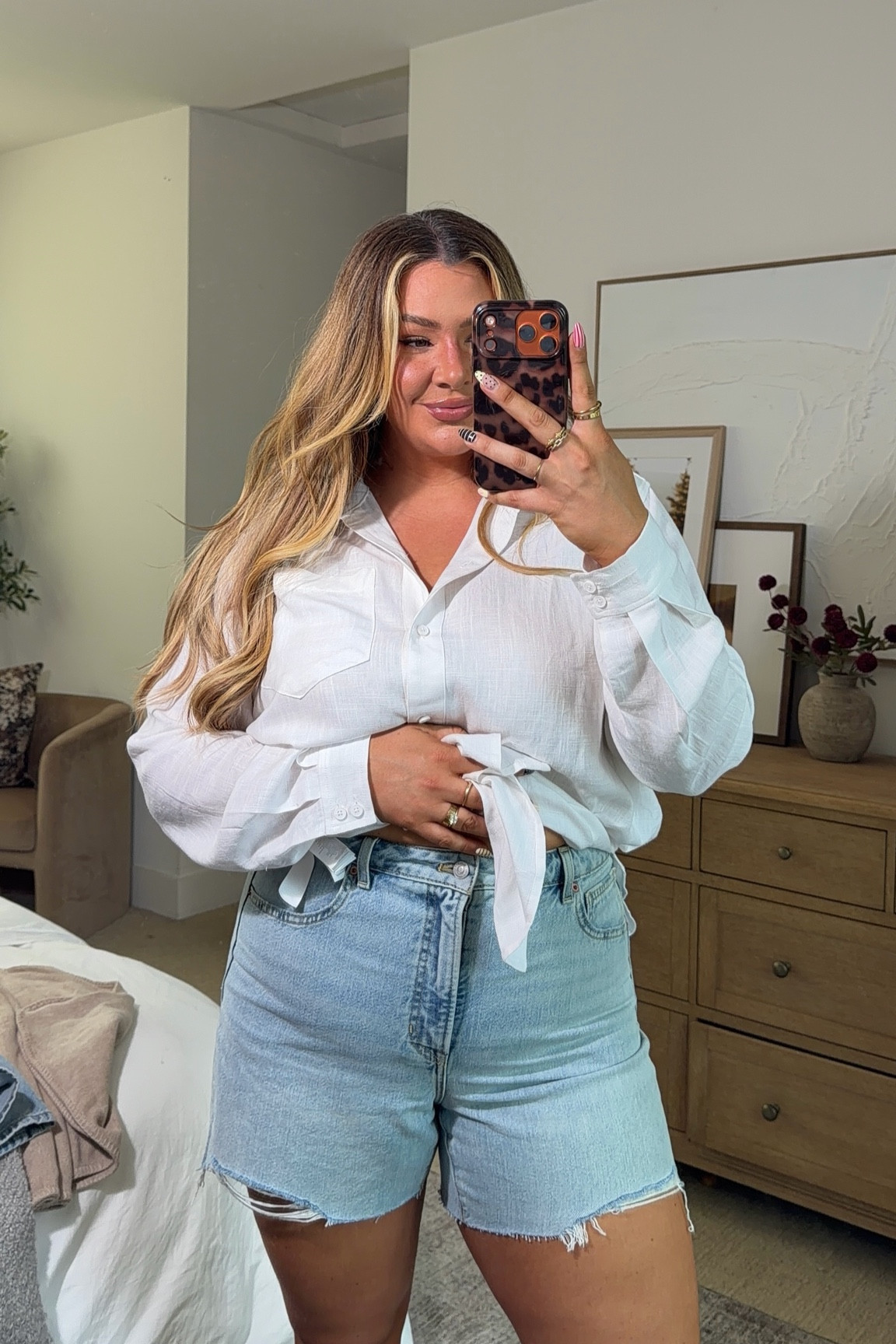 wearing a size 33 💙

#LTKMidsize #LTKootd #LTKdayinmylife
