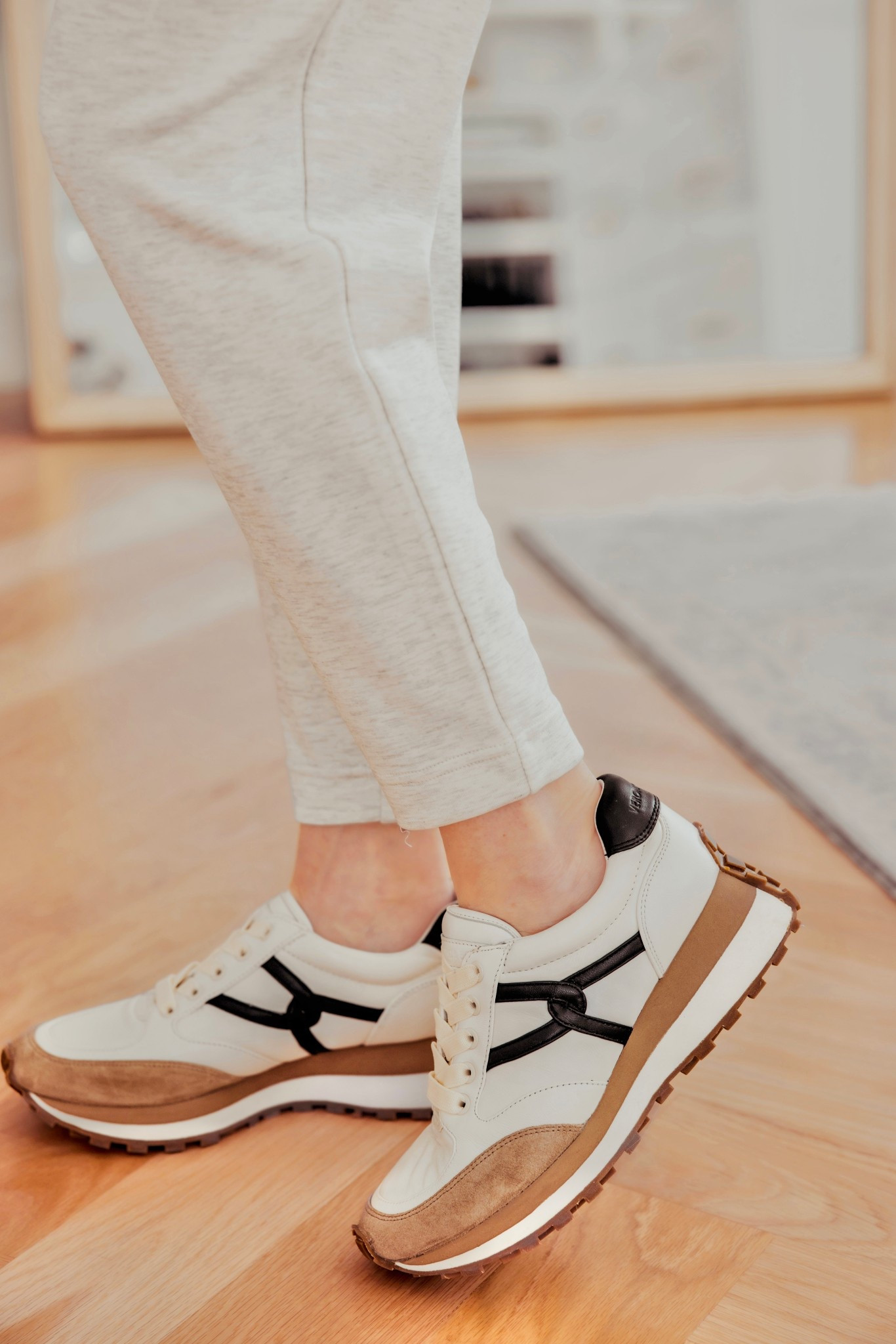 My go-to spring sneakers 👟 

#LTKSeasonal #LTKootd #LTKTravel