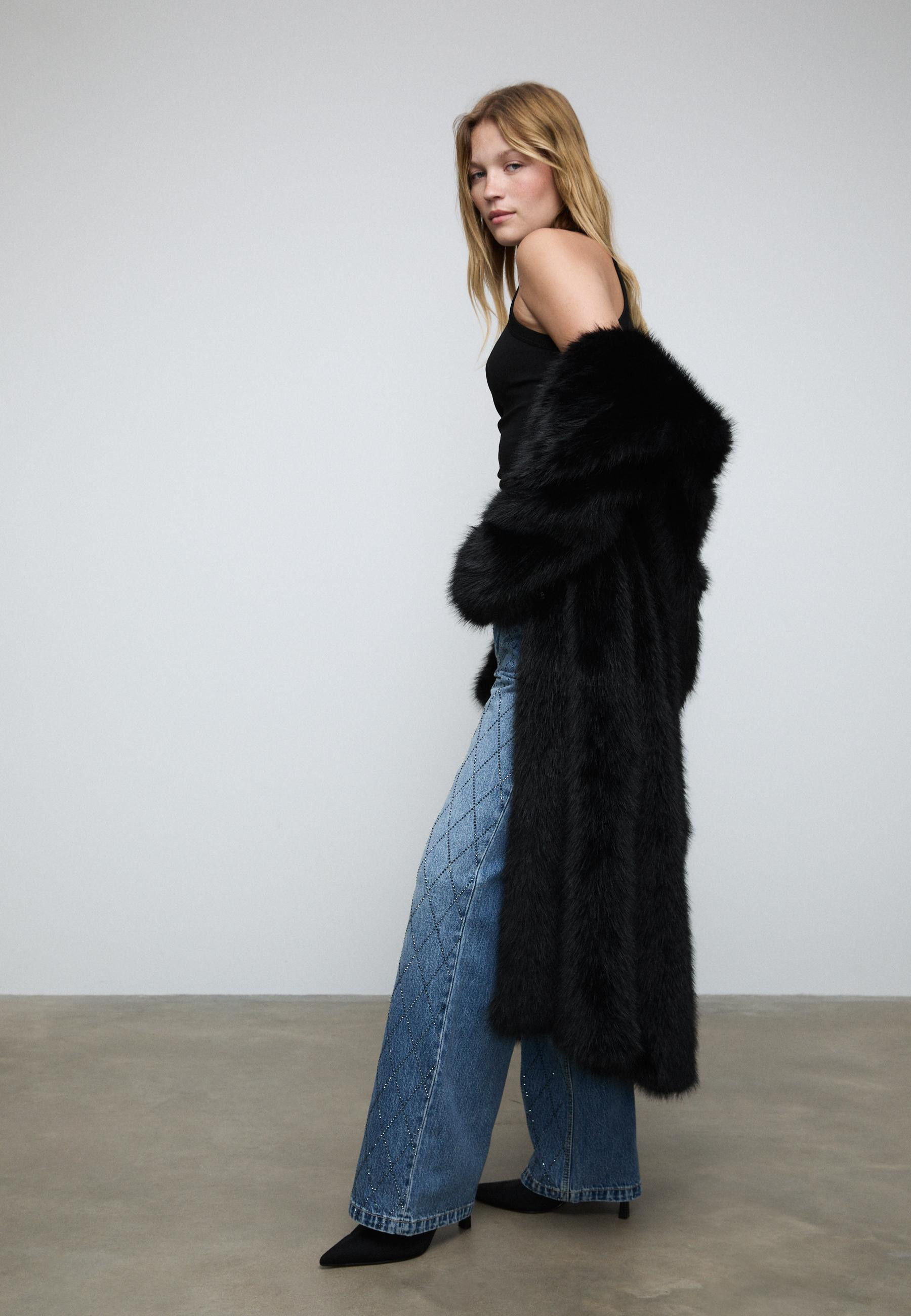 Rhinestone jeans | Stradivarius (UK)