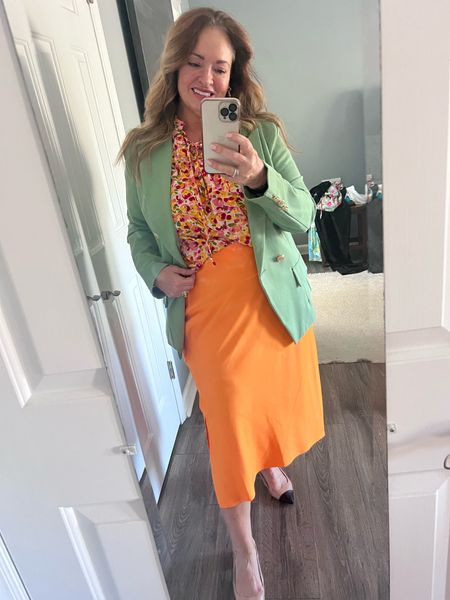 A fun color combination. Citrus and Sage.
My pretty amazon floral blouse pulls the look together. Another business look that is not boring .

#LTKworkwear #LTKfindsunder50 #LTKover40