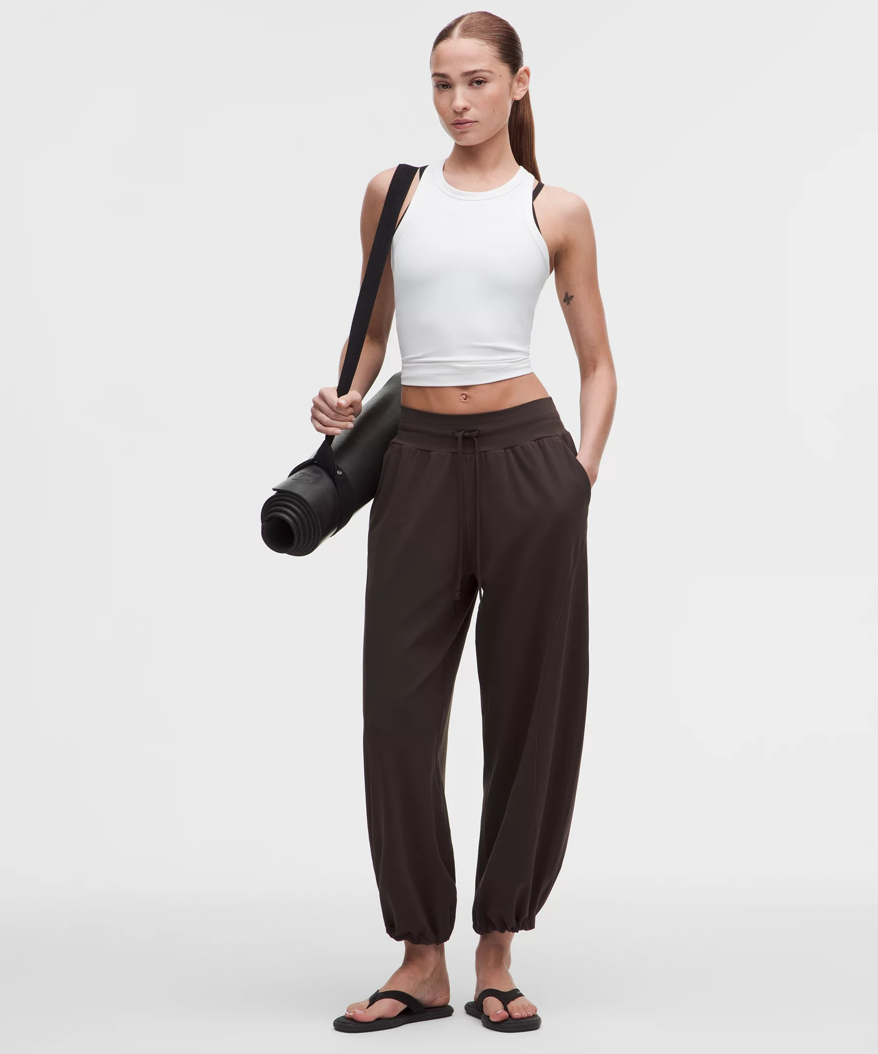 Groove Low-Rise Relaxed Cinch Pant | Lululemon (US)